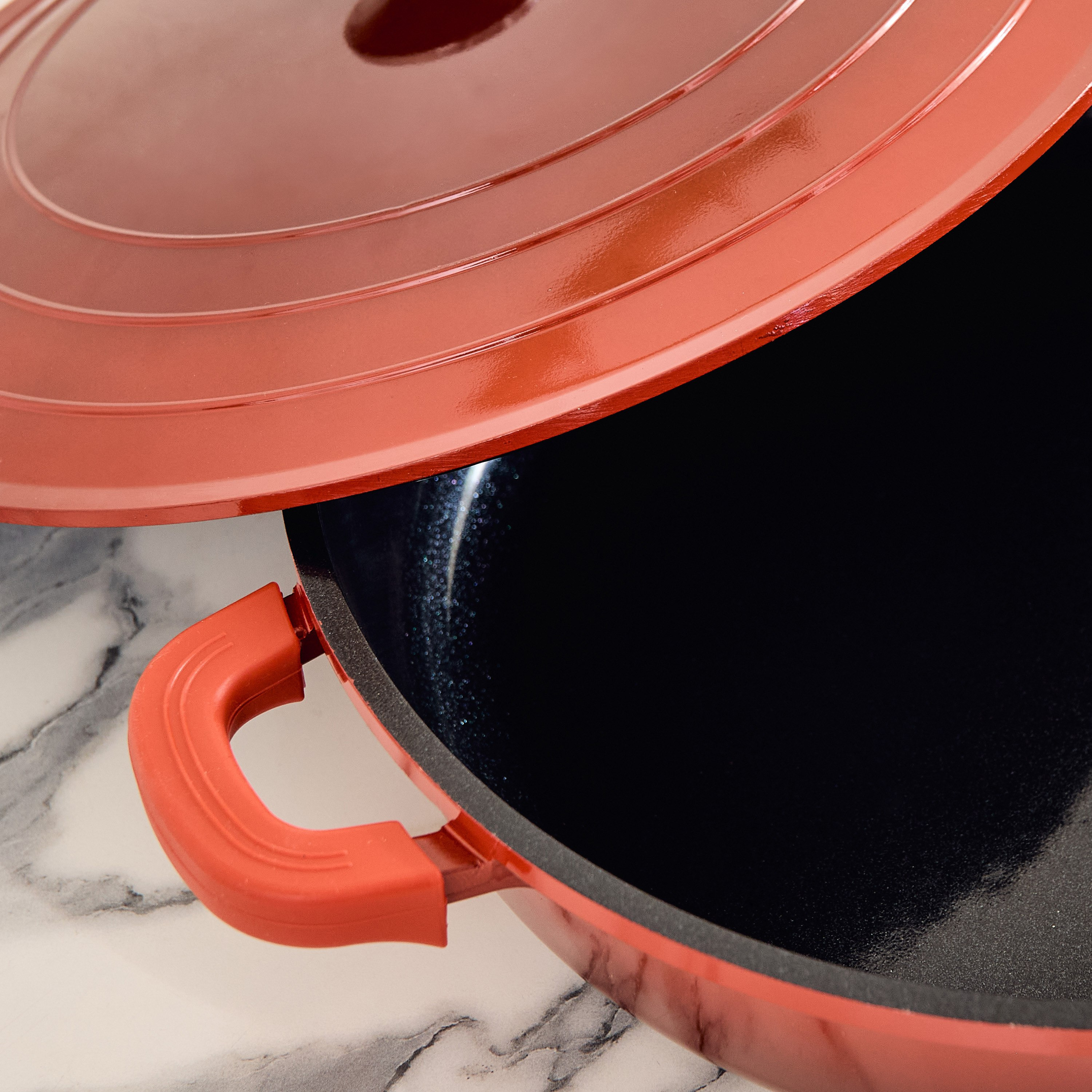 La Calda Shallow Cast Aluminium Casserole with Lid - 32 cm-hbxdecorandfurnishings-tabletop-serveware-image-7