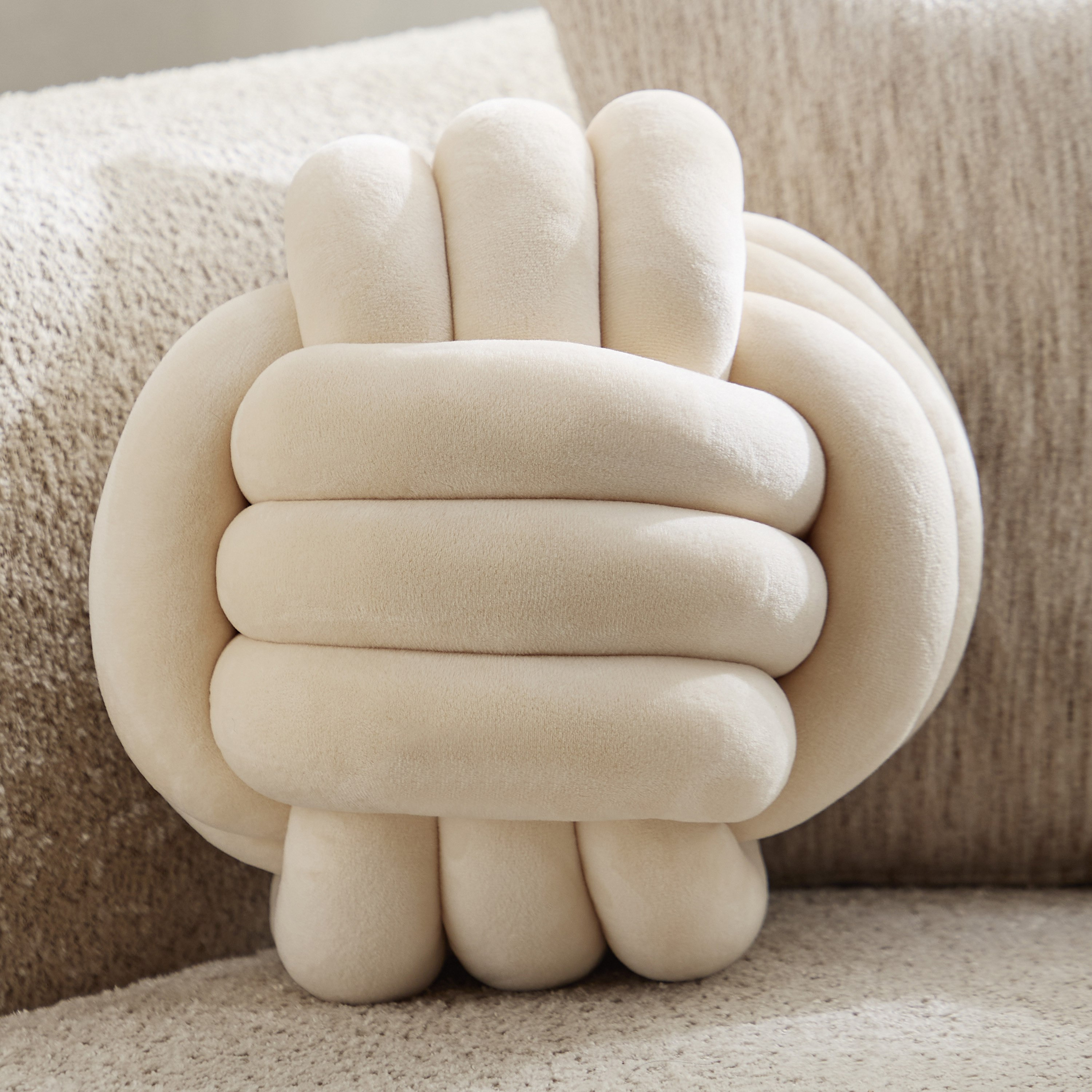 Cushy Loft Knot Cushion - 28 cm-hbxhomeware-hbxbedroom-image-1