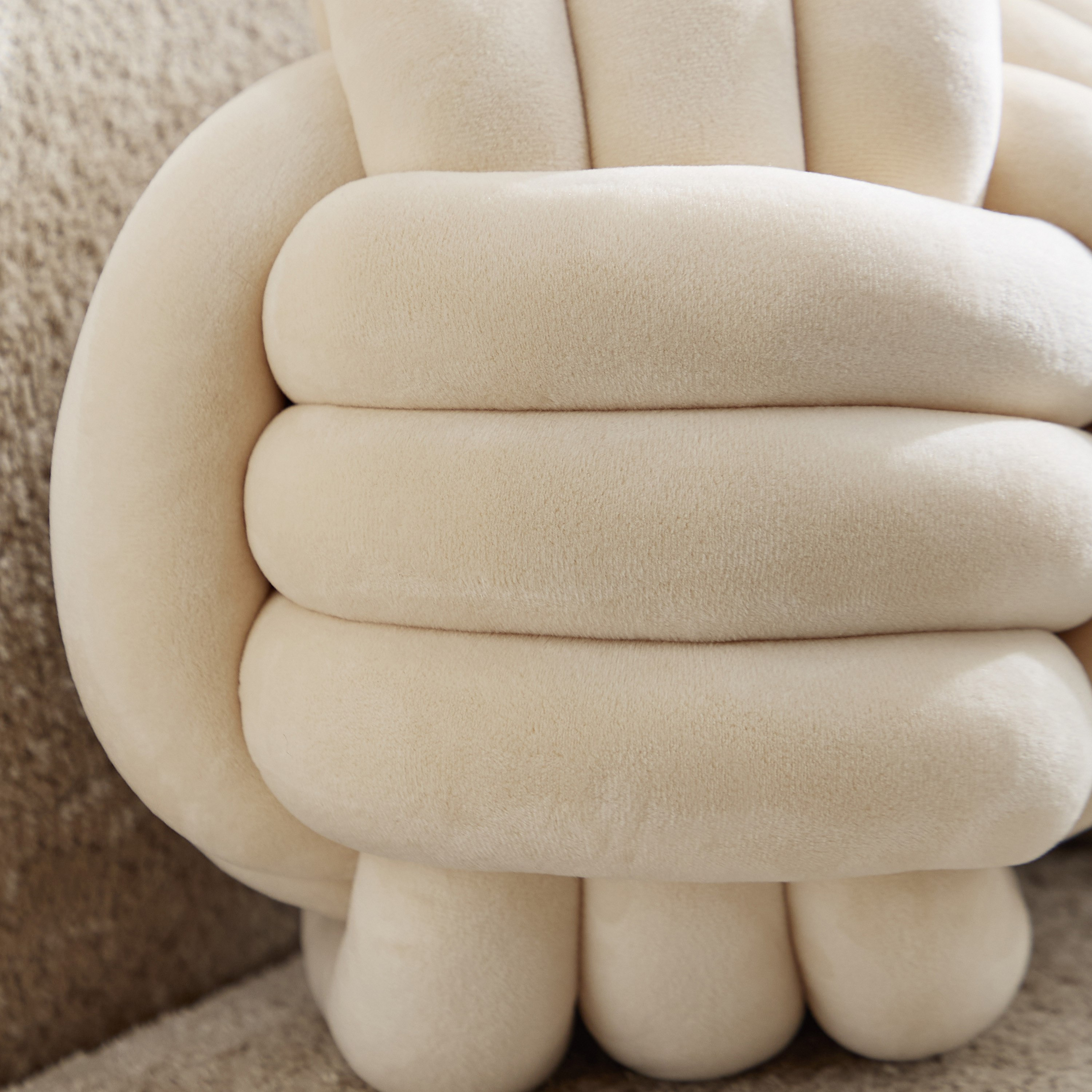 Cushy Loft Knot Cushion - 28 cm-hbxhomeware-hbxbedroom-image-2