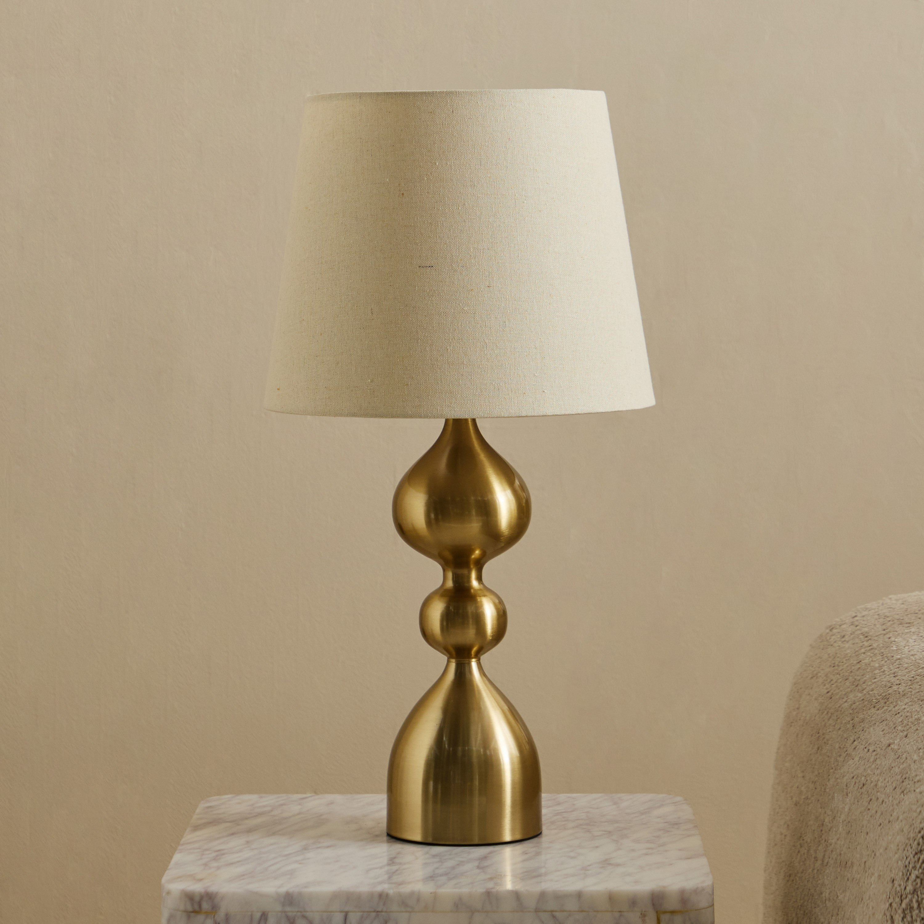 مصباح طاولة معدن متين مع غطاء كتان من بليث - 30x57 سم-hbxlivingroom-lighting-tablelamps-image-1