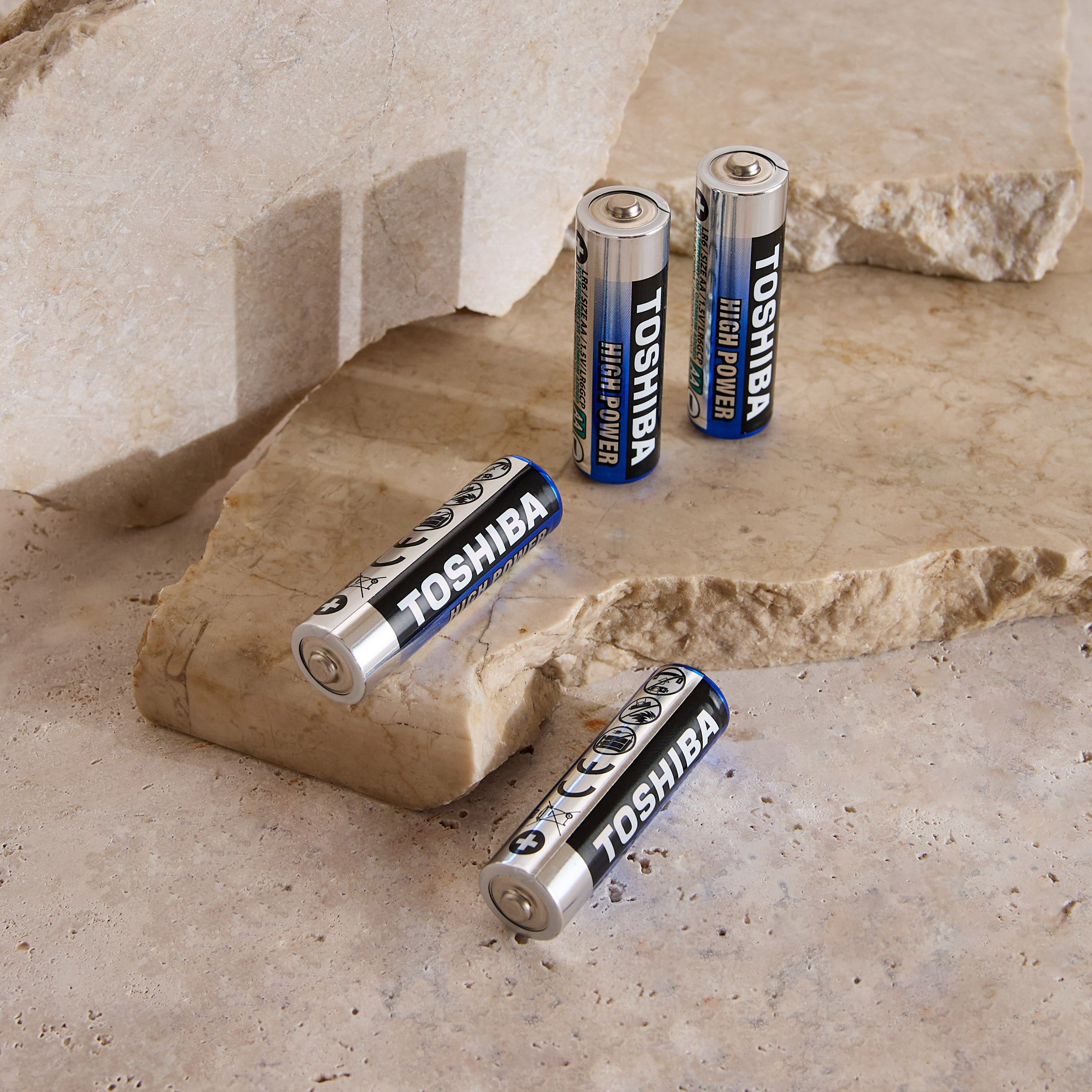 Toshiba High Power Aklaline 4-piece AA Battery Set-hbxbedroom-lighting-lightingaccessories-image-2