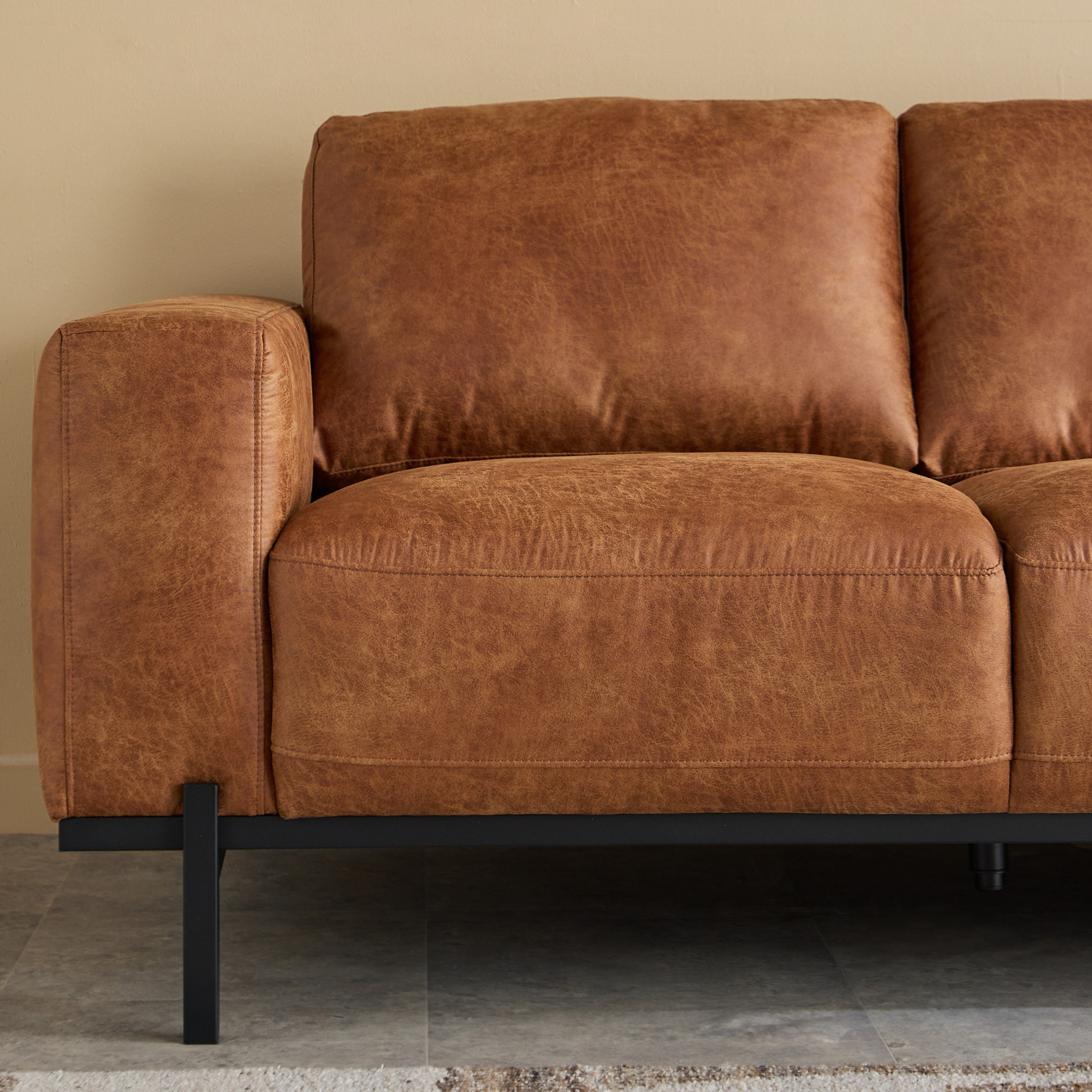 كنبة قماش 3 مقاعد من ميلازو-hbxlivingroom-sofasandarmchairs-sofas-image-4