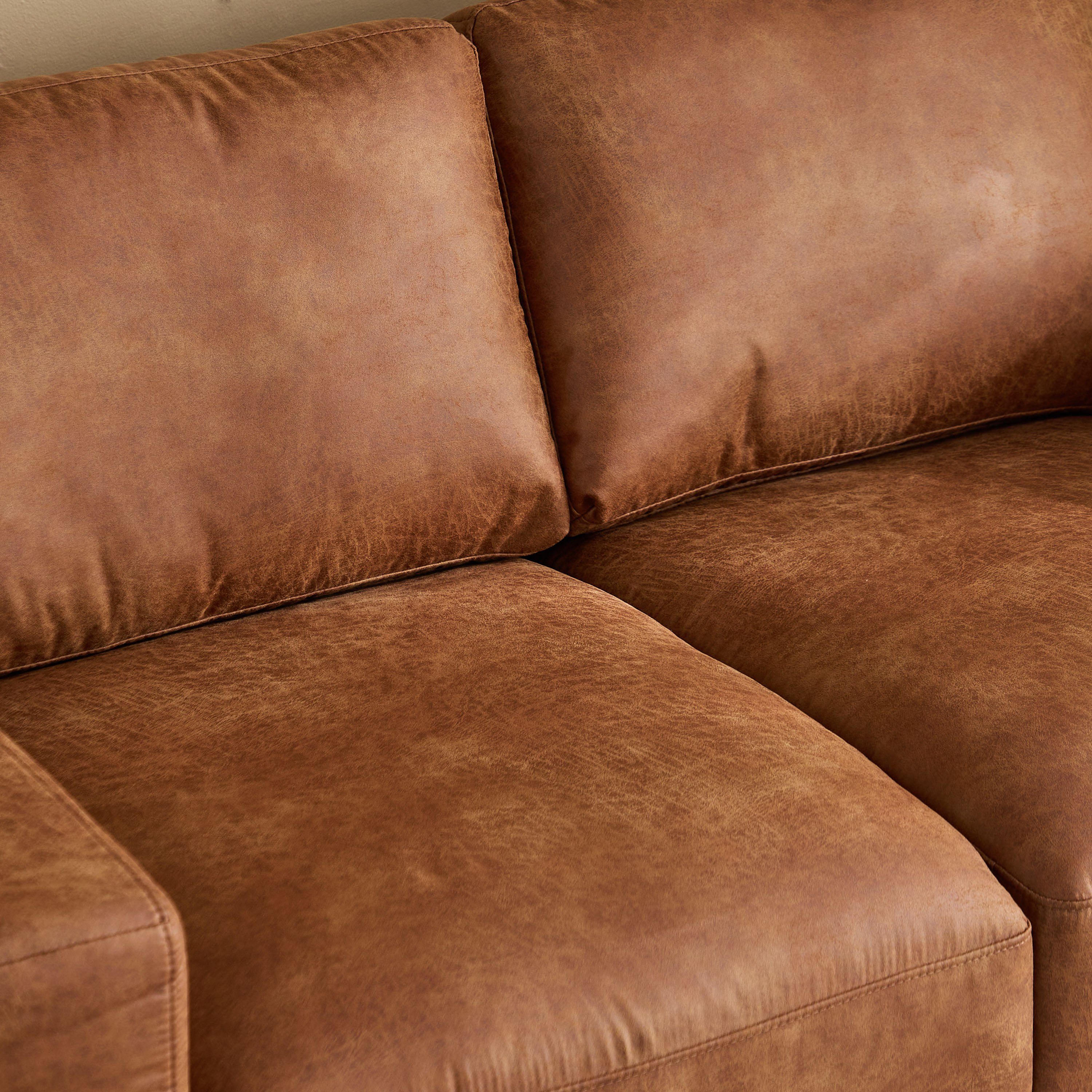 كنبة قماش مقعدين من ميلازو-hbxlivingroom-sofasandarmchairs-sofas-image-6