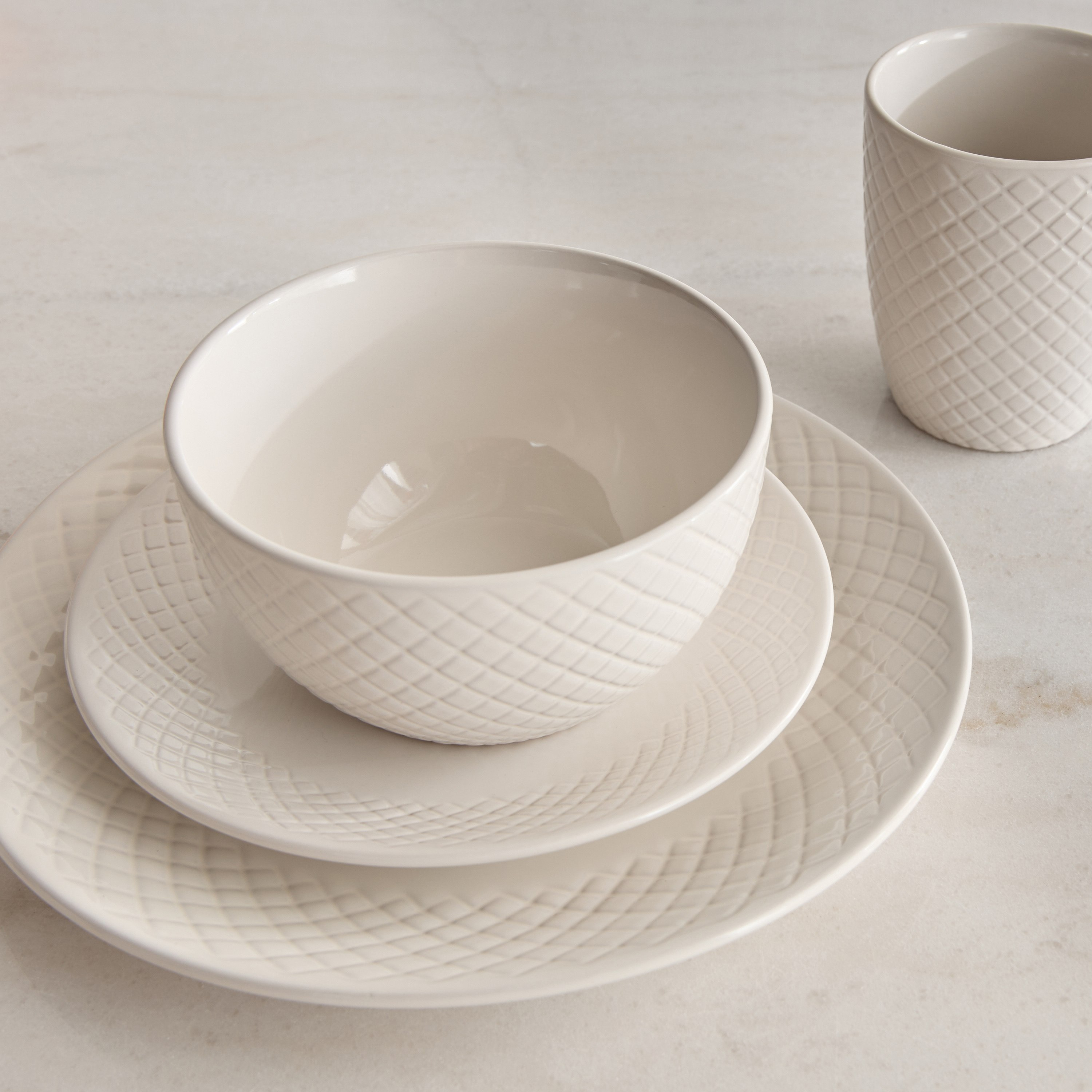 طقم عشاء 16 قطعة من إليجينزا - يكفي 4 أفراد-hbxdiningroom-tabletop-dinnersets-image-3