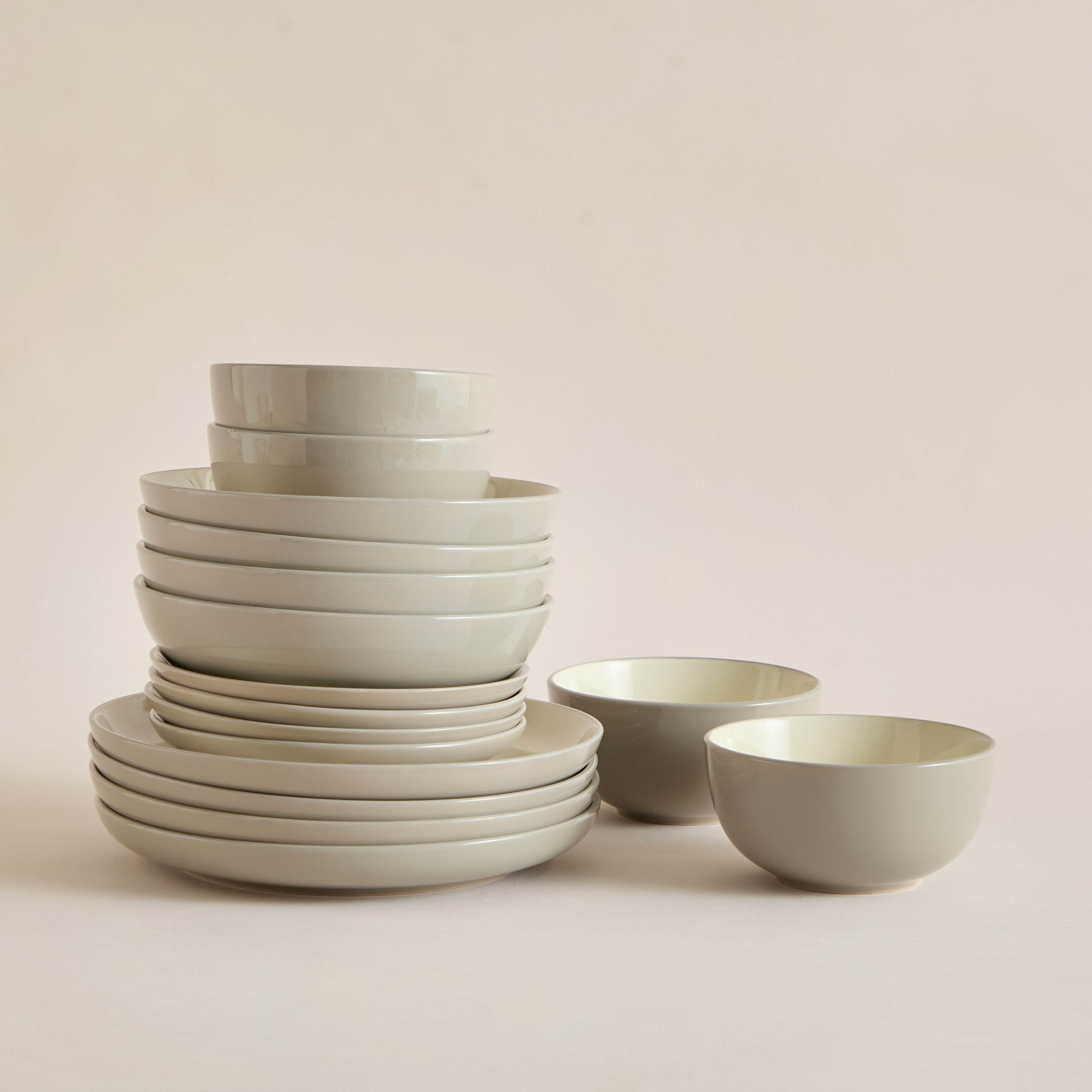 Elegenza 16-Piece Embossed Dinner Set - Serves 4-hbxdiningroom-tabletop-dinnersets-image-3