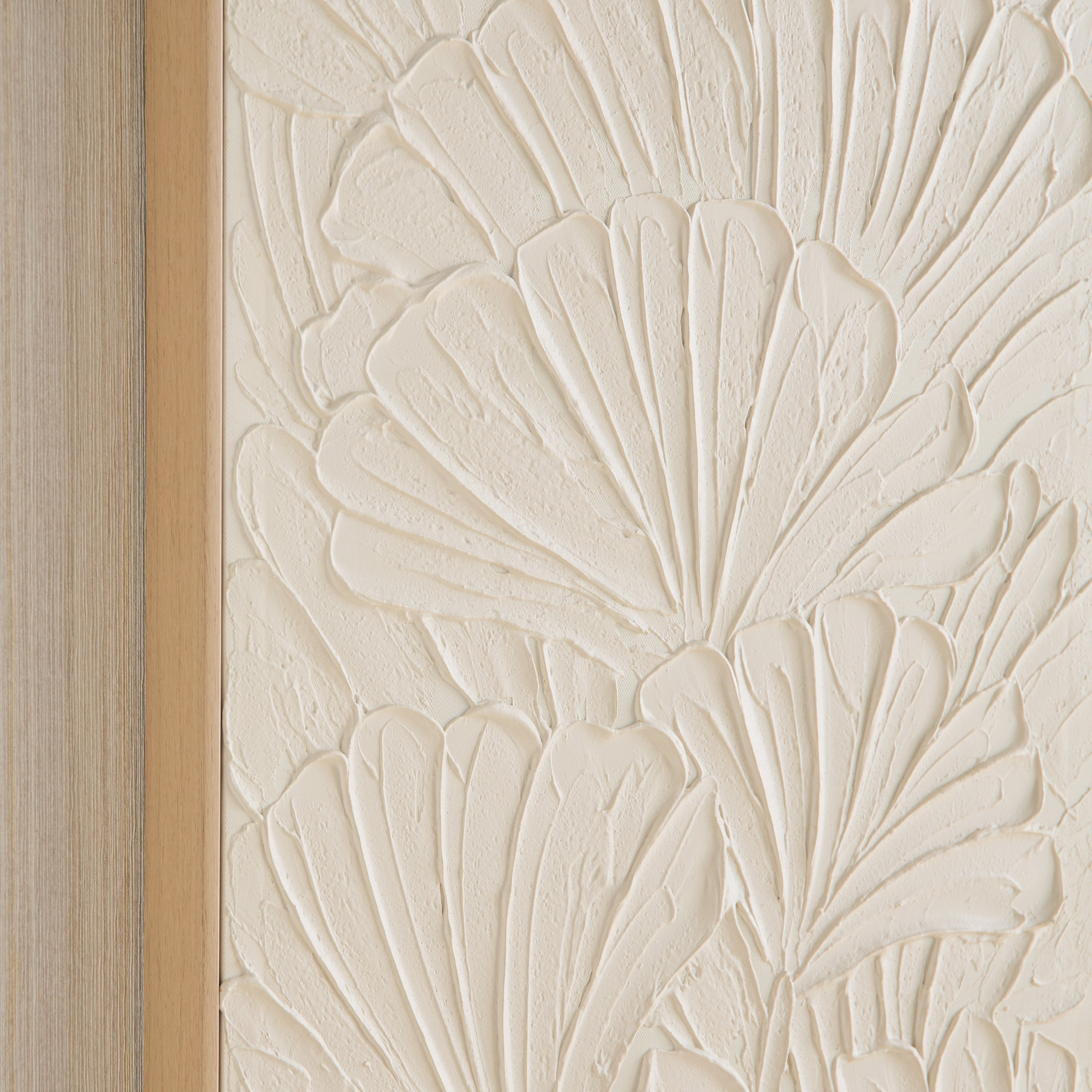 Latigo 3D Framed Foam Board Wall Art with Floral Plaster - 45x60x3.8 cm-hbxhomeware-hbxdecorandfurnishings-image-3