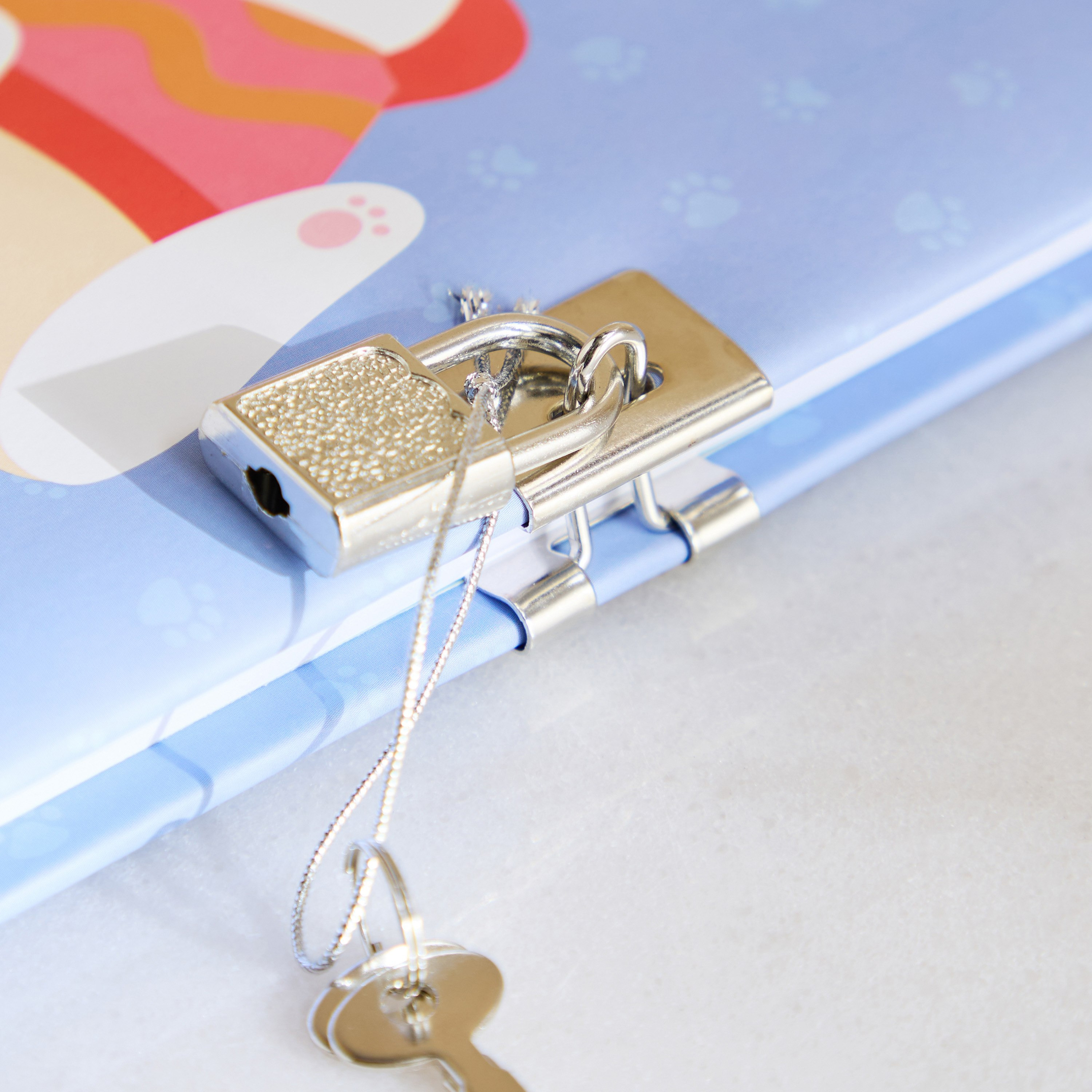 دفتر ملاحظات مقاس A5 بـ80 ورقة وجه قط مع قفل من سكربل-hbxkidsandyouth-playroom-stationery-image-4