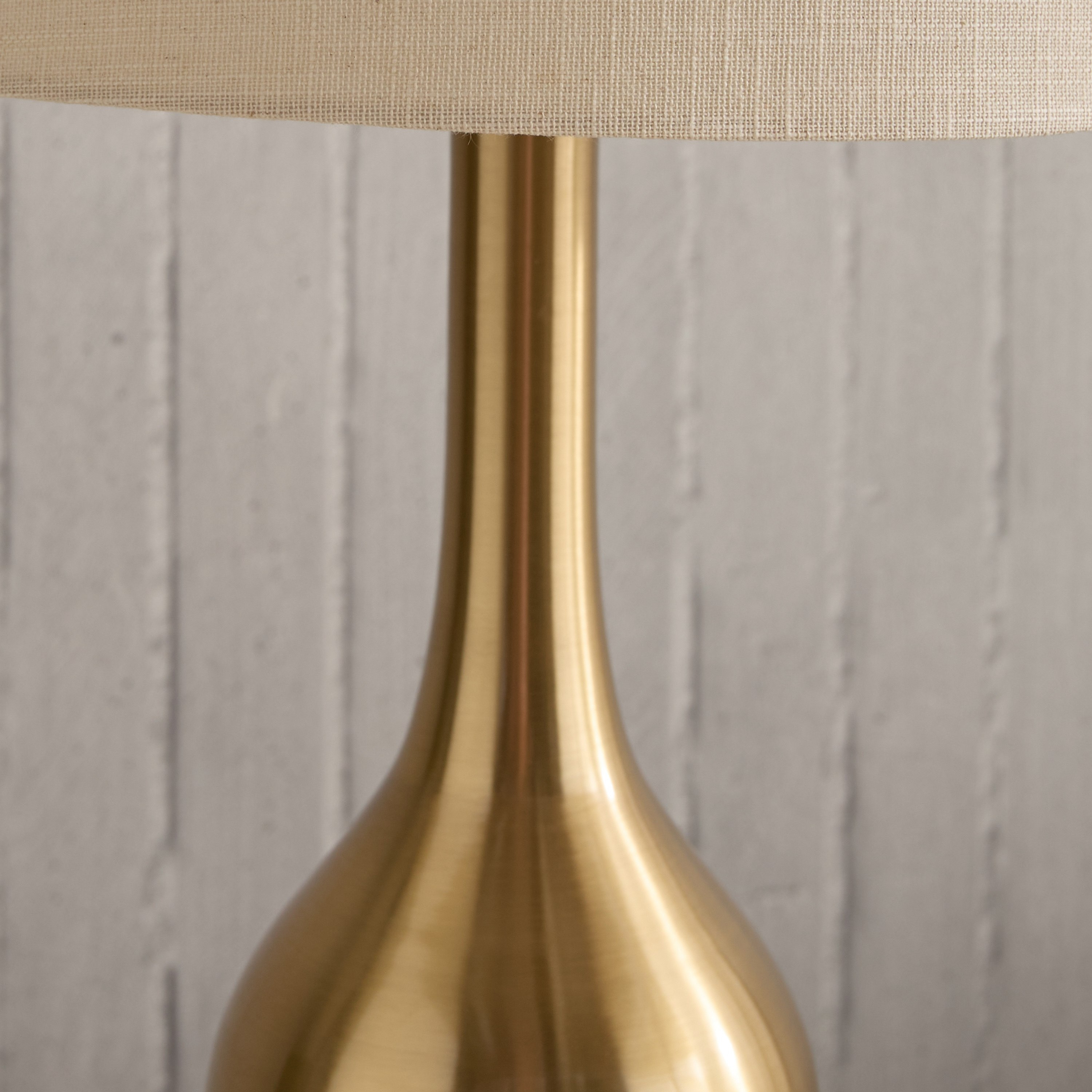 طقم مصباح طاولة معدن قطعتين بغطاء كتان ماريشا من دييجو - 58 سم-hbxbedroom-lighting-tablelamps-image-3