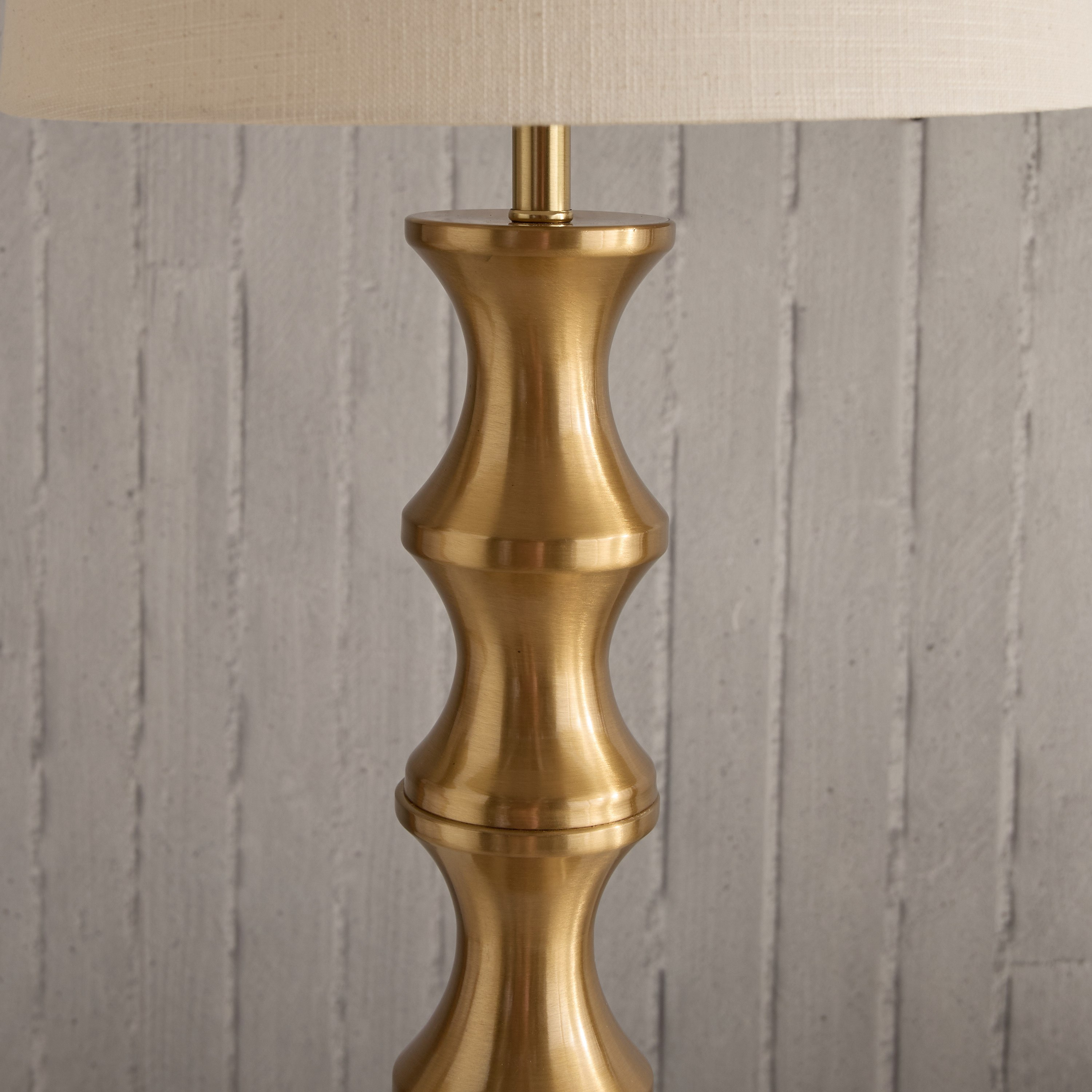 مصباح طاولة معدني كبير E27 بغطاء كتان إيثان من أنتارك - 67.5 سم-PROMO_HB_AE_B1G1_250925-image-3