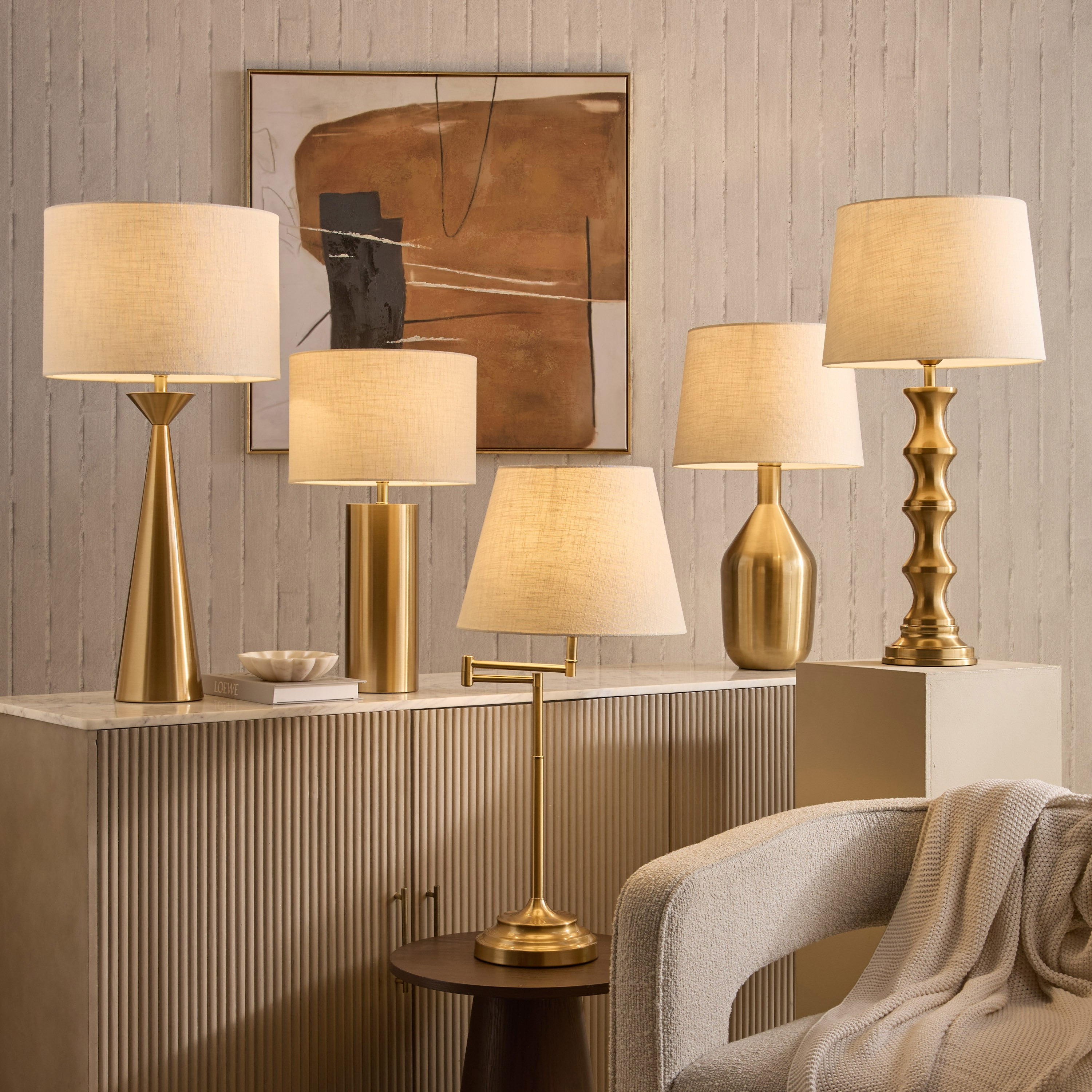 Antark Ethan Big Size Metal Table Lamp with Linen Shade - 73 cm-hbxbedroom-lighting-tablelamps-image-4