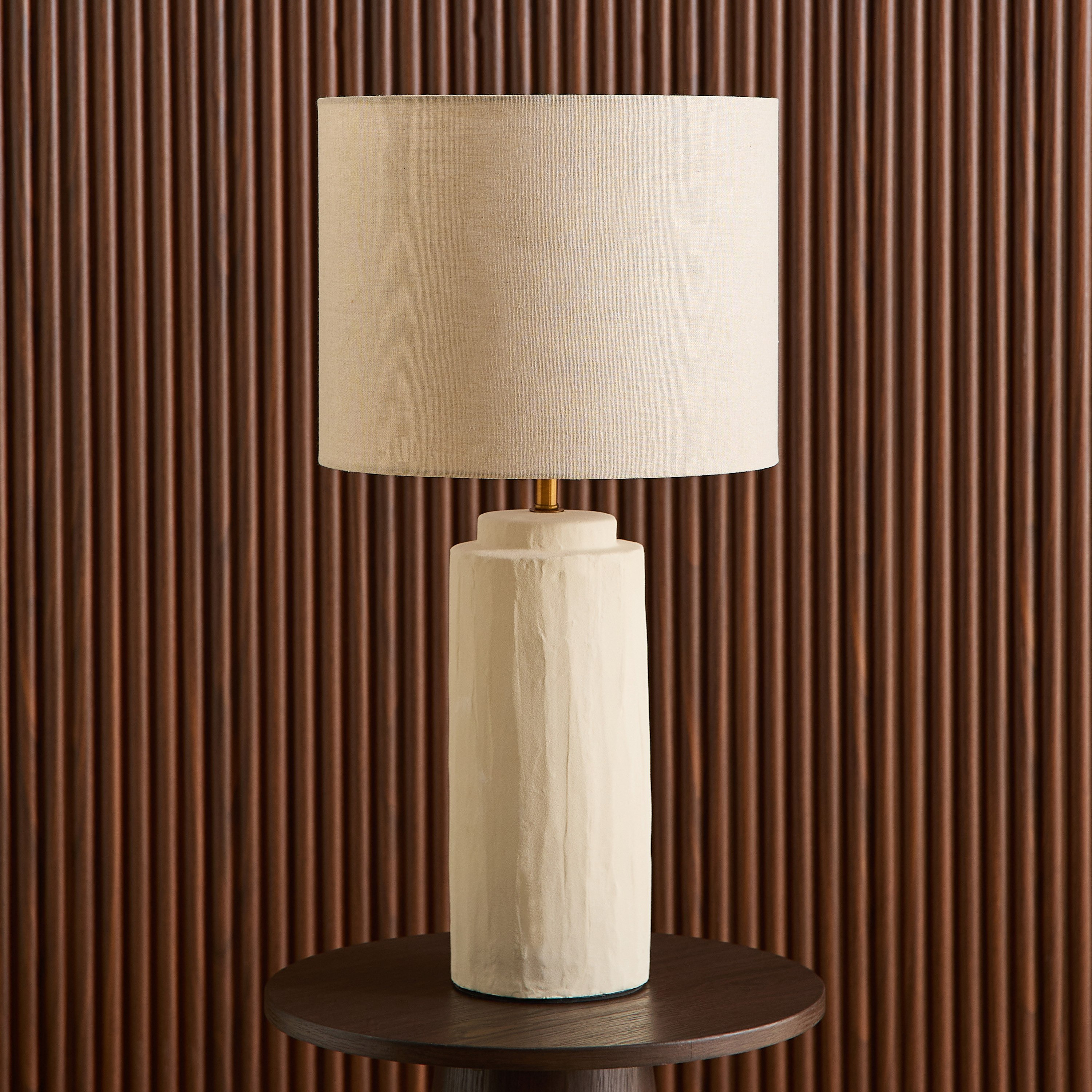 مصباح طاولة سيراميك بحجم كبير مع غطاء كتان من ناش زوي - 16x65 سم-hbxbedroom-lighting-tablelamps-image-1