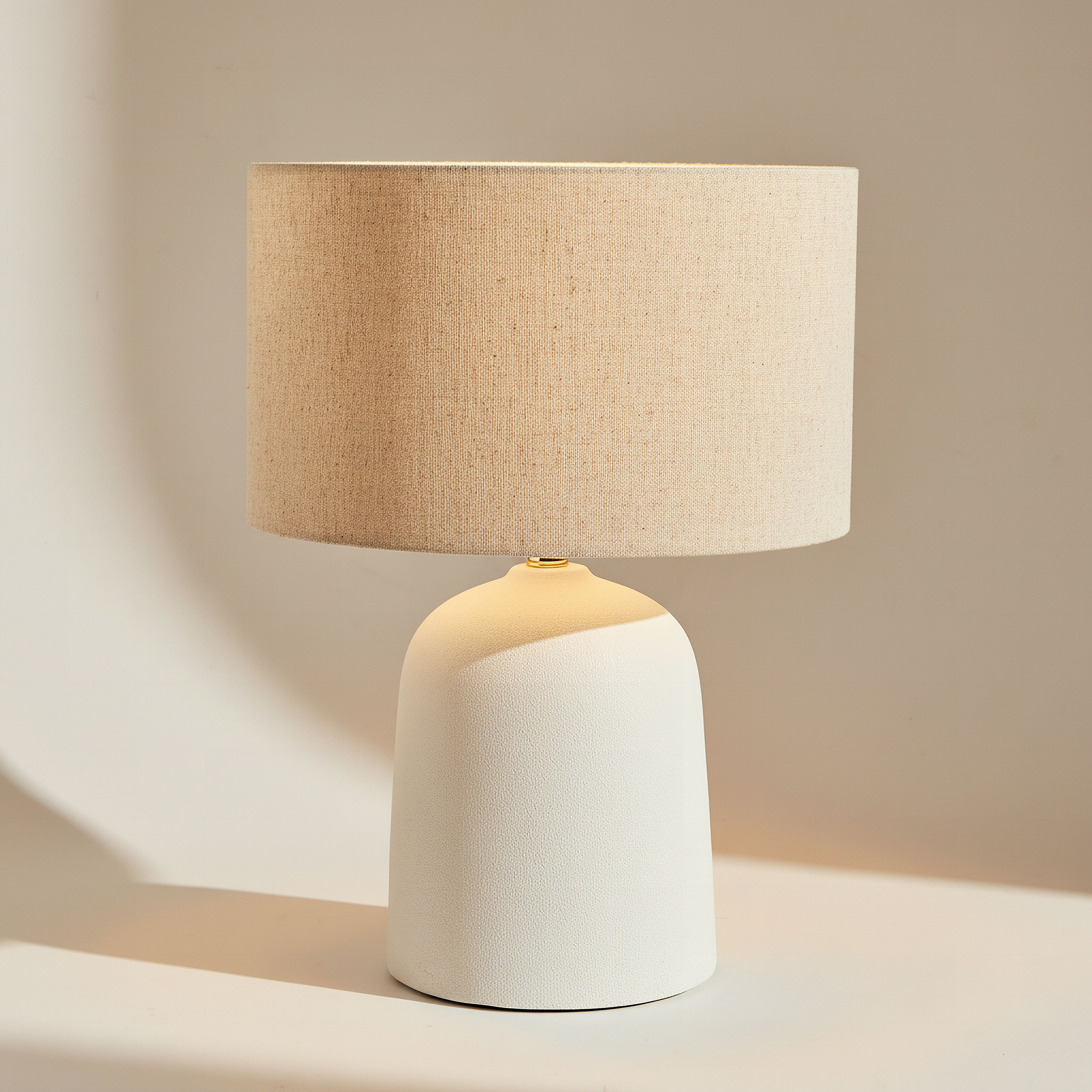 مصباح طاولة كبير سيراميك بغطاء كتان من ناش زوي - ‎21×55 سم‎-hbxbedroom-lighting-tablelamps-image-2