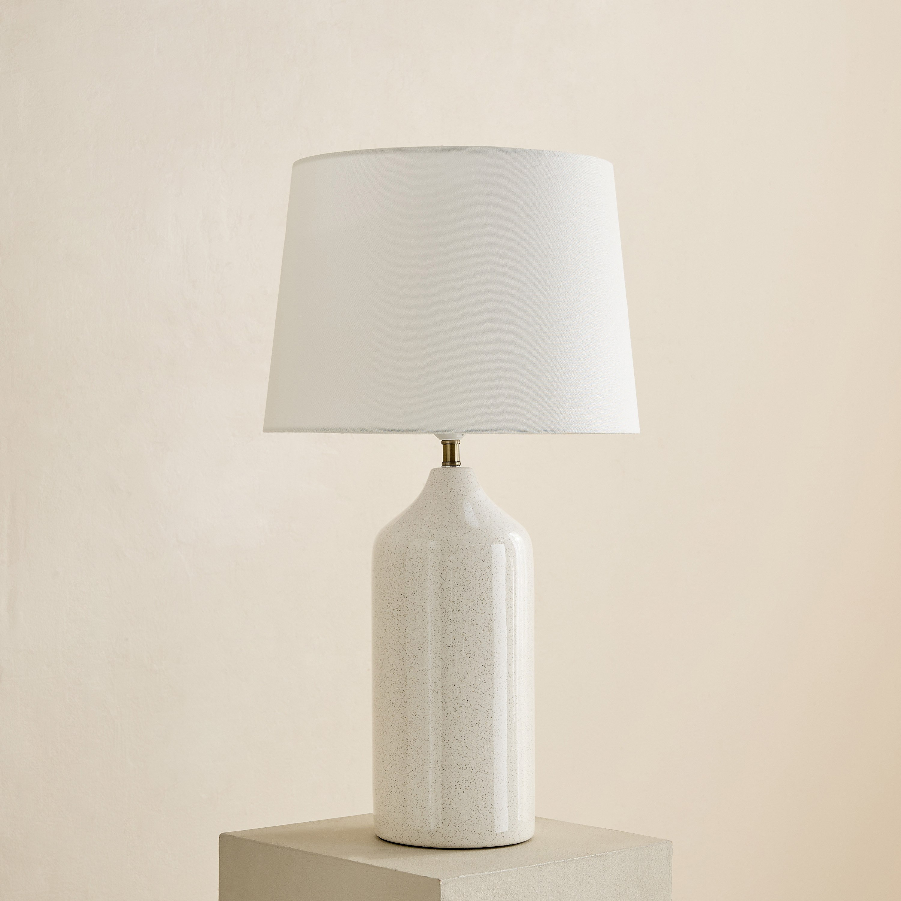 Nash-Zoe Big Size Ceramic Table Lamp with Linen Shade - 16x65 cm-hbxbedroom-lighting-tablelamps-image-5