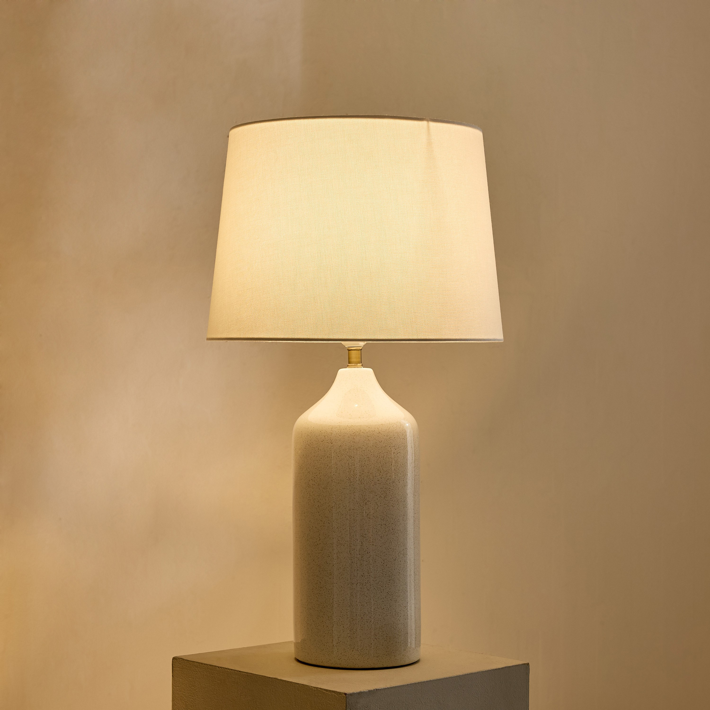 Nash-Zoe Big Size Ceramic Table Lamp with Linen Shade - 16x65 cm-hbxbedroom-lighting-tablelamps-image-6