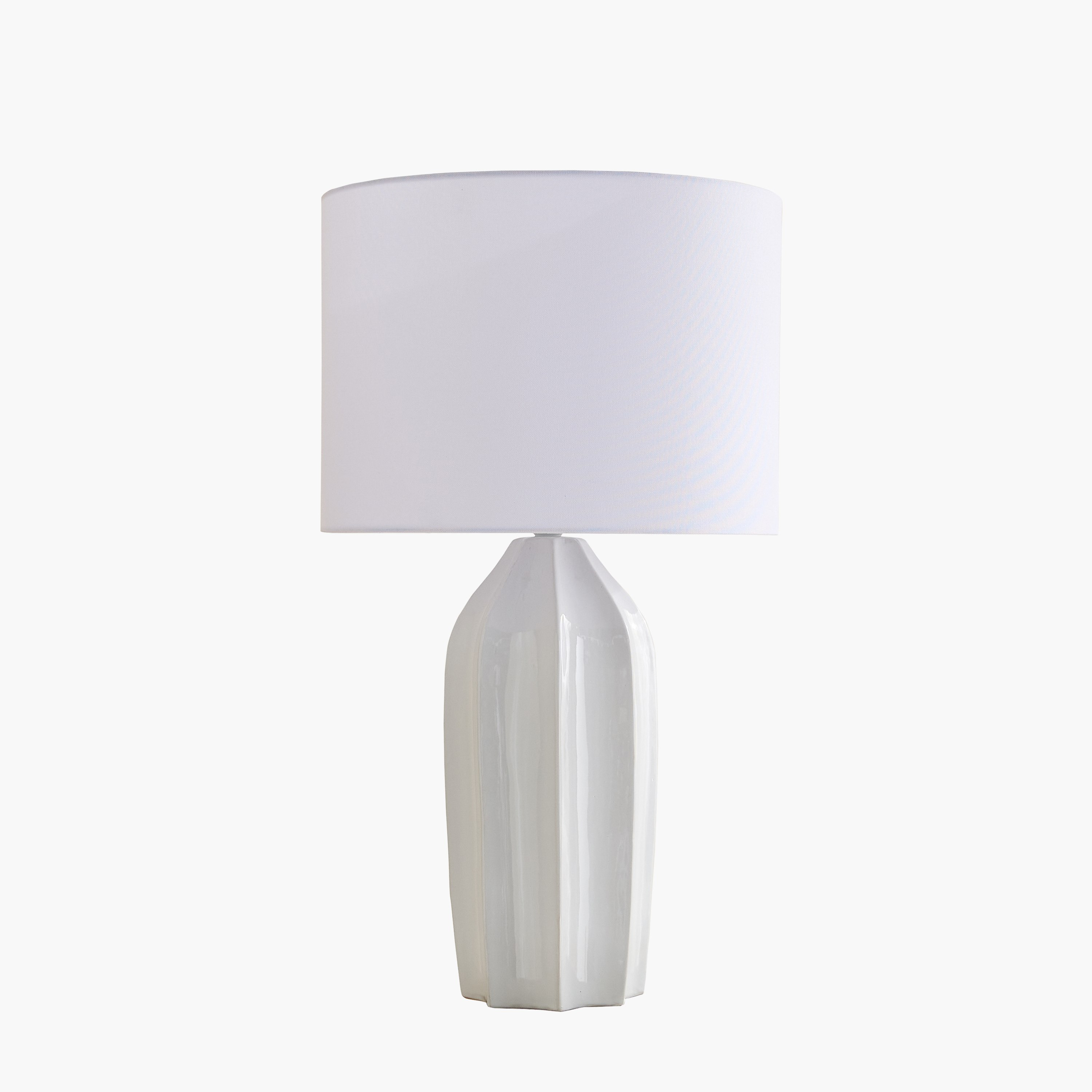 مصباح طاولة سيراميك كبير بغطاء كتان من ناش زوي - 18×65 سم-hbxbedroom-lighting-tablelamps-image-6