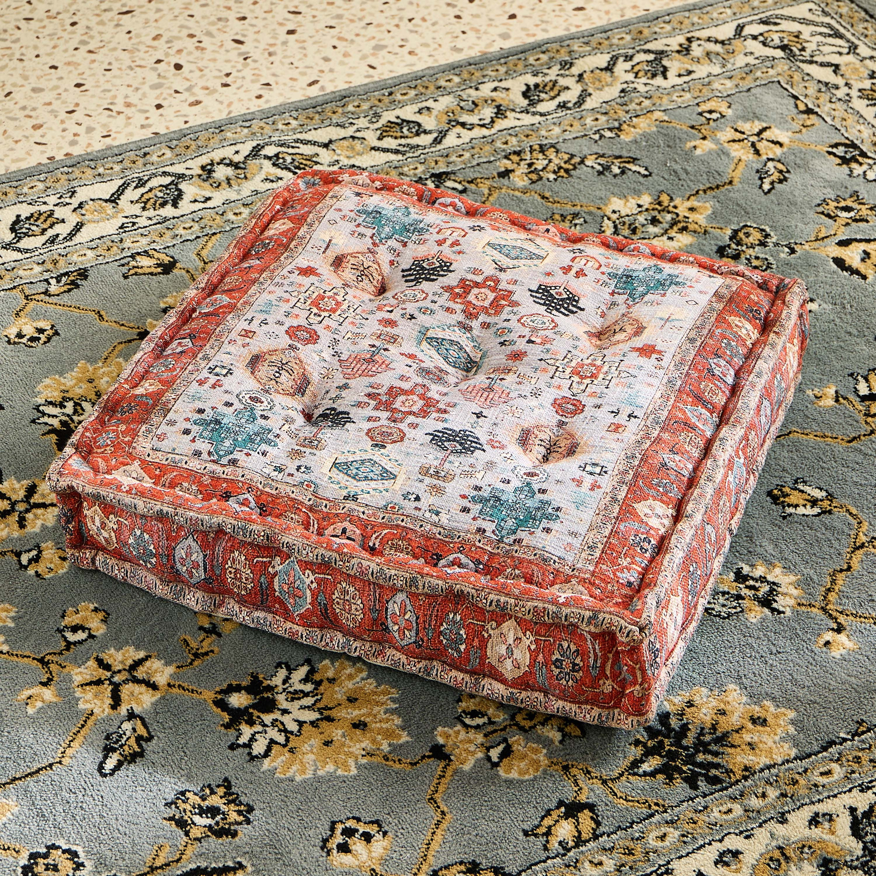 وسادة أرضية بطبعات مزخرفة من مهرجان بنزا - 60x60x12 سم-hbxhomeware-hbxbedroom-image-2