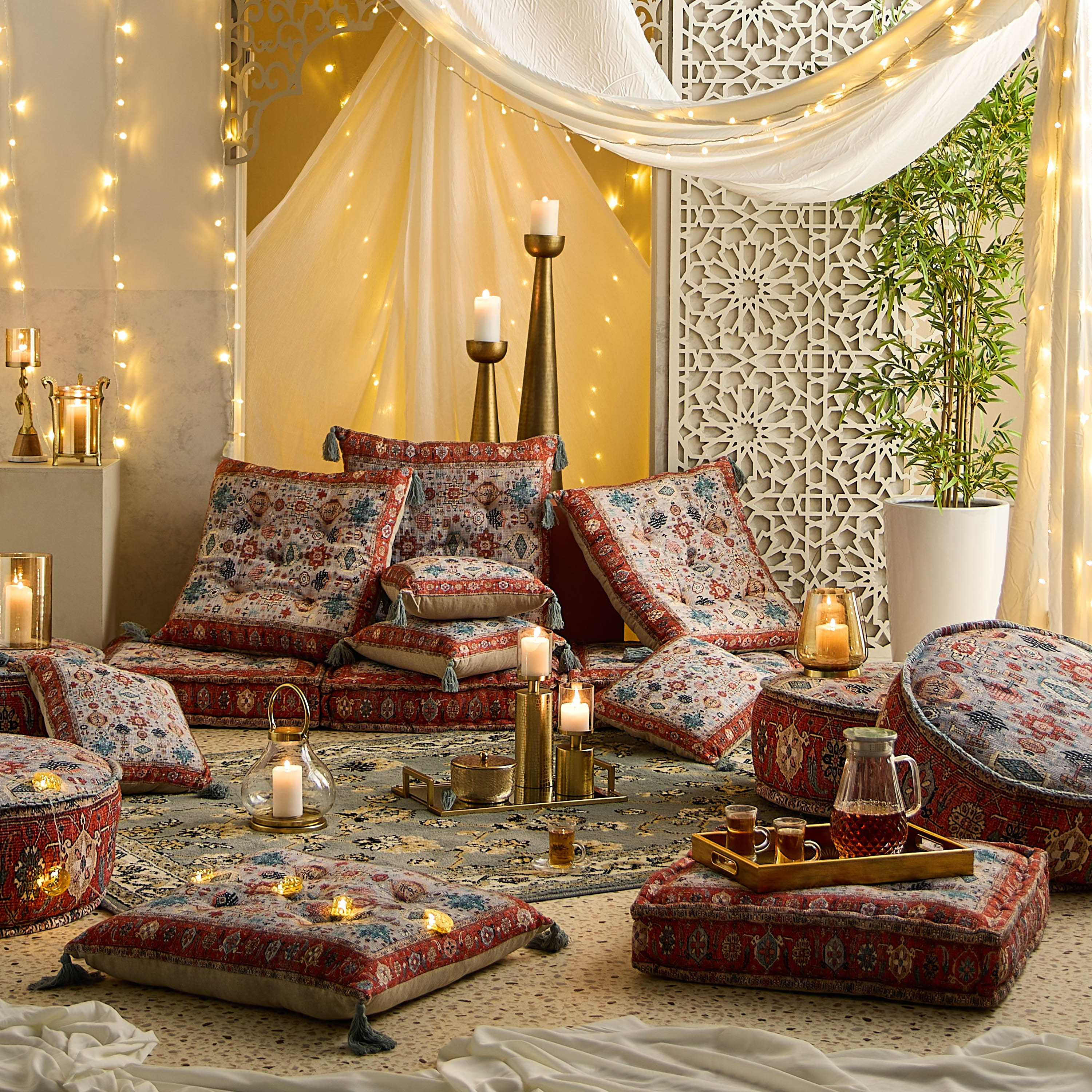 وسادة أرضية بطبعات مزخرفة من مهرجان بنزا - 60x60x12 سم-hbxhomeware-hbxbedroom-image-5