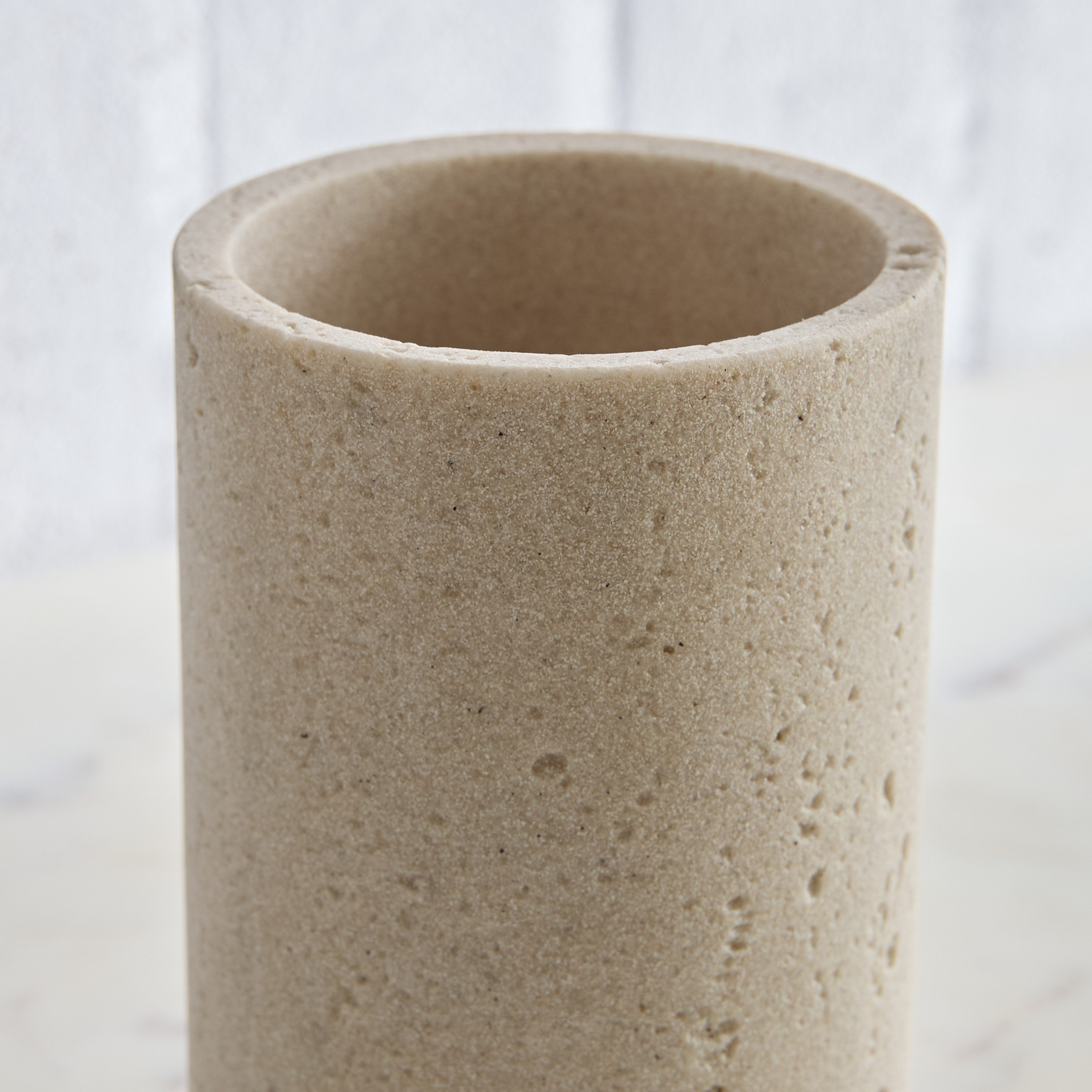 Avant Resin Tumbler-hbxdecorandfurnishings-bathroomaccessories-bathroomsets-image-3