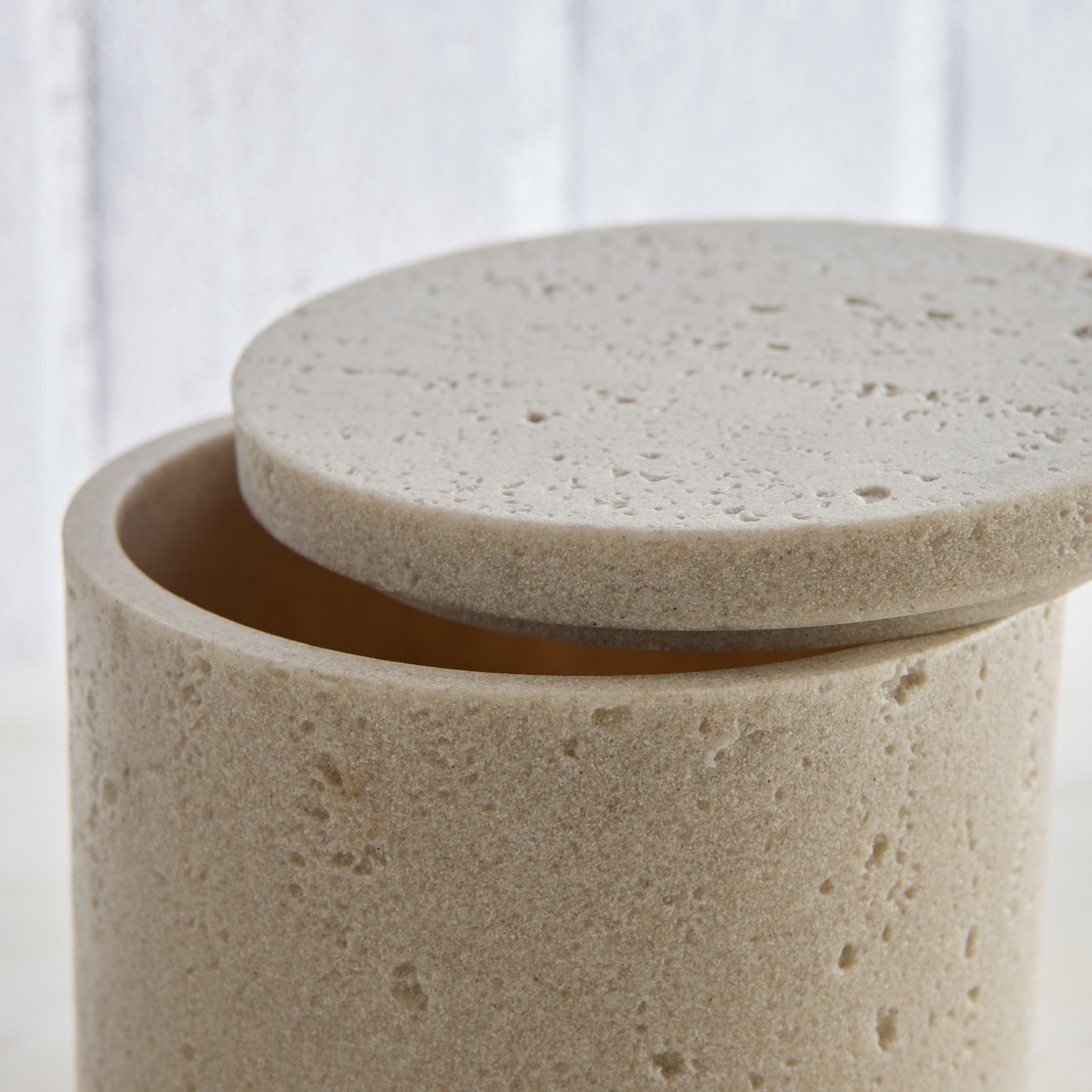جرة قطن راتنج من أفانت-hbxhomeware-bathandlaundry-tissueboxesandcottonjars-image-3