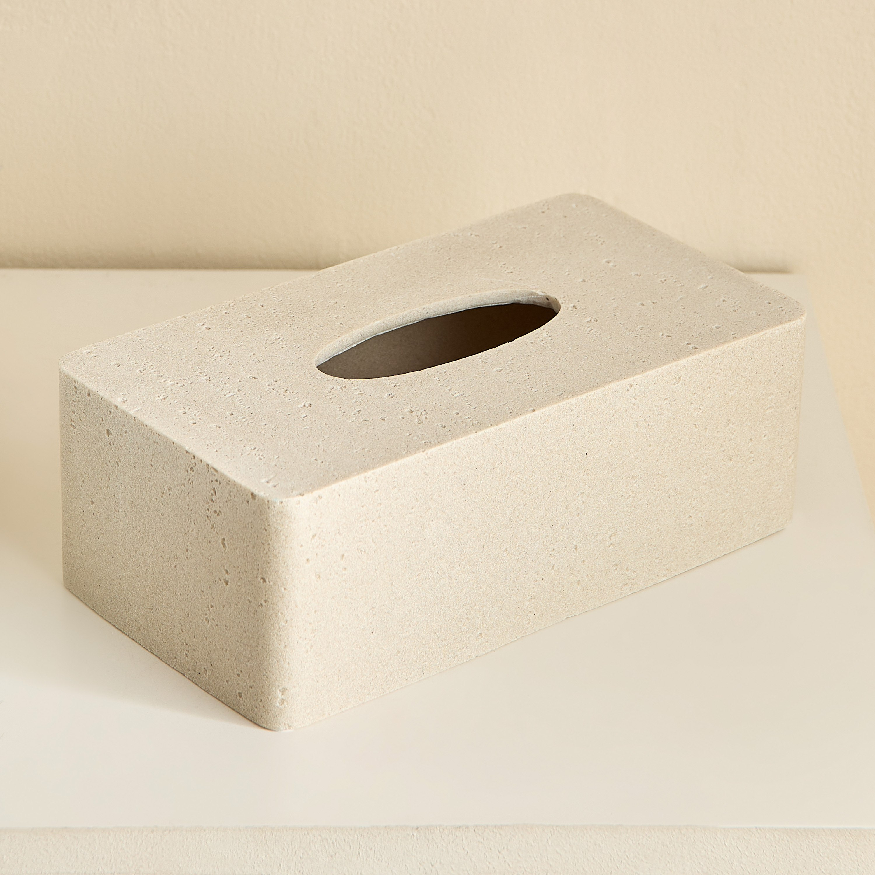 صندوق مناديل من الراتنج من أفانت-hbxhomeware-bathandlaundry-tissueboxesandcottonjars-image-5