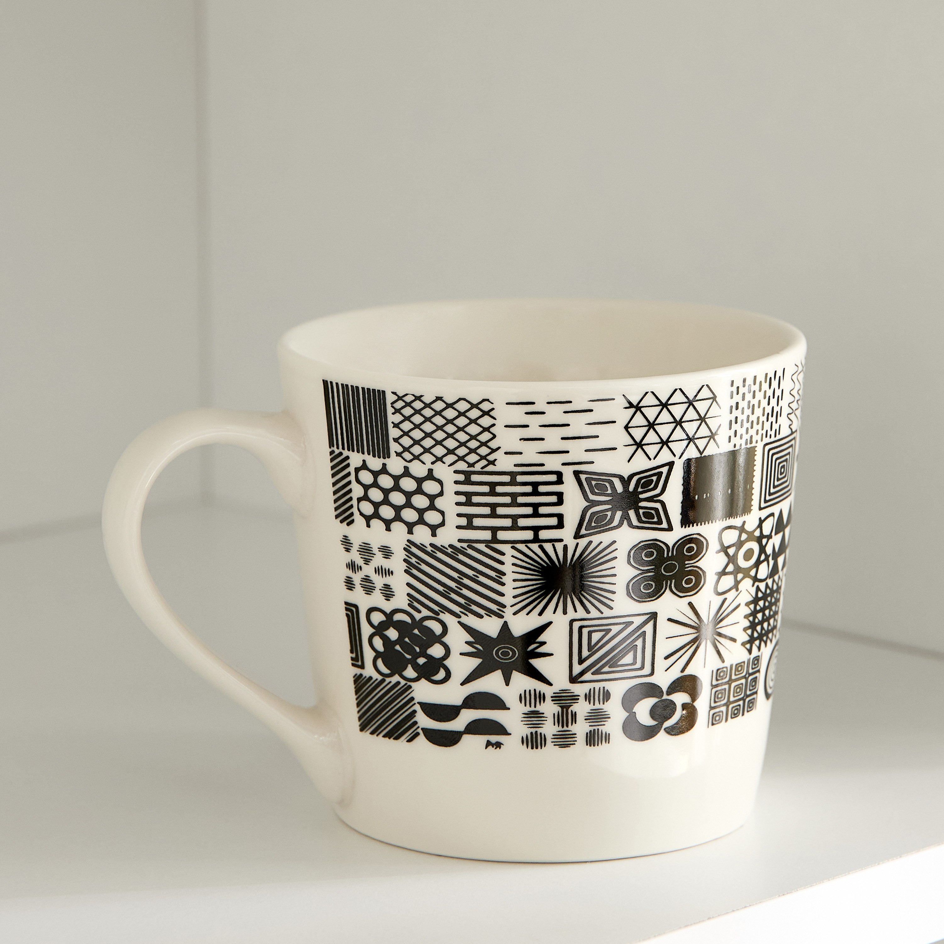 مج منقوش من جوانا - 400 مل-hbxhomeware-hbxkitchen-image-4