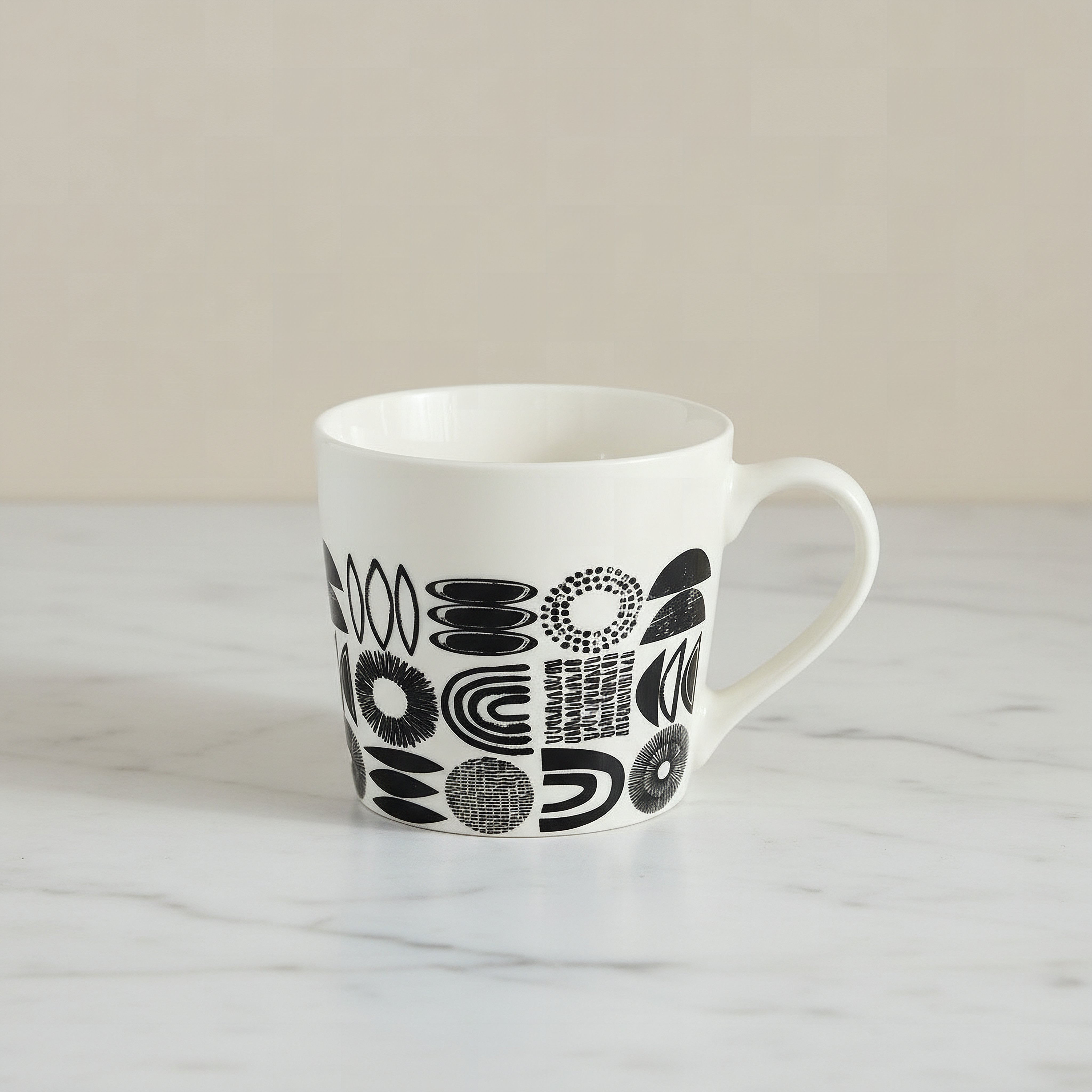 Joanna Black Bottom Collage Mug - 400 ml-hbxhomeware-diningandtabletop-coffeeandteasets-image-1