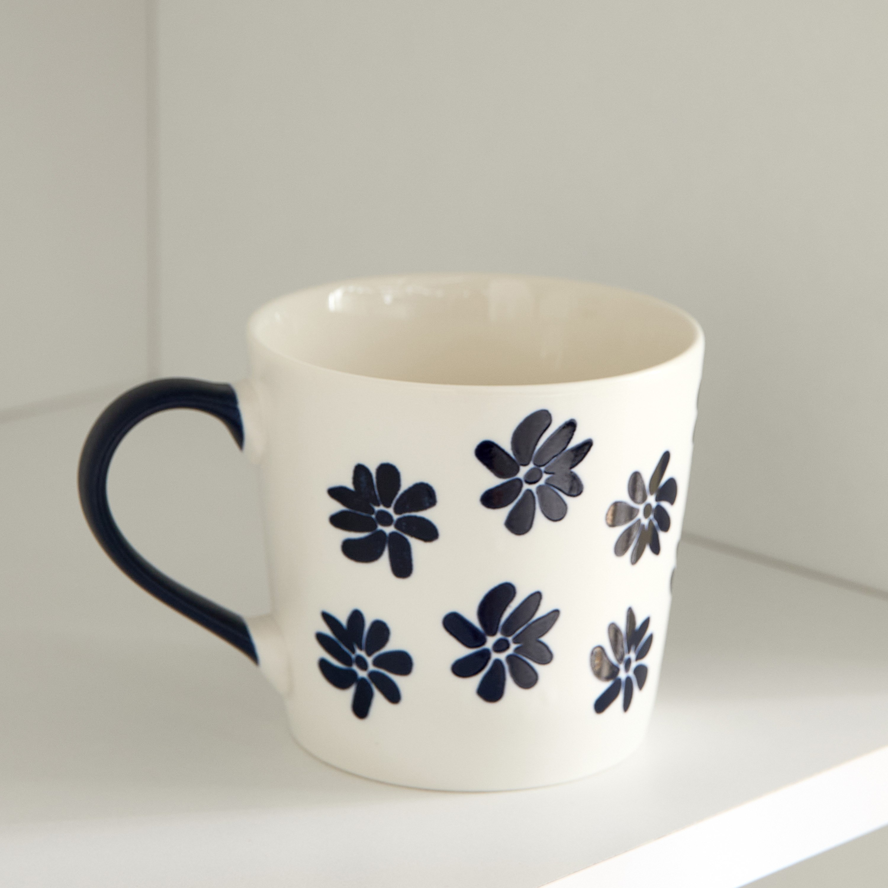 Joanna New Bone China Ditsy Flower Mug - 400 ml-hbxhomeware-hbxkitchen-image-5