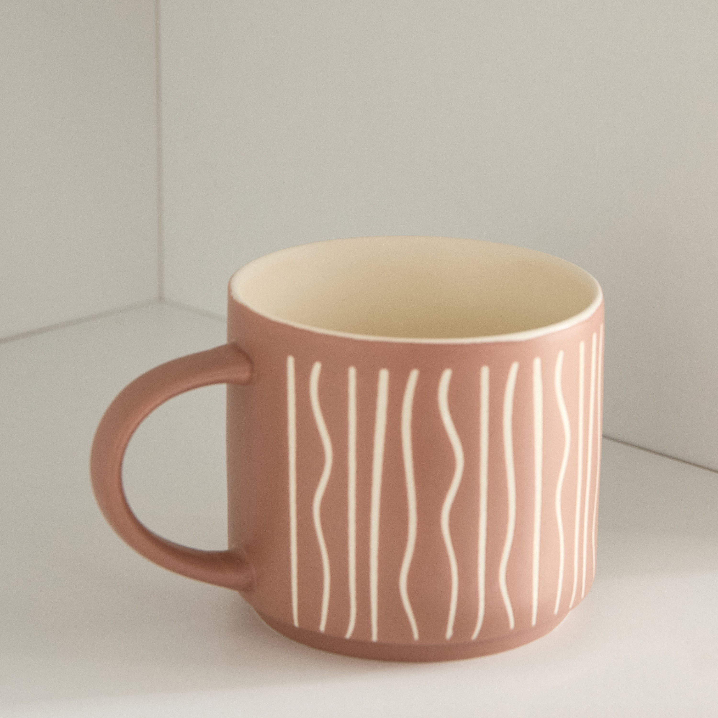 مج مخطط من جوانا - 400 مل-hbxhomeware-diningandtabletop-coffeeandteasets-image-5