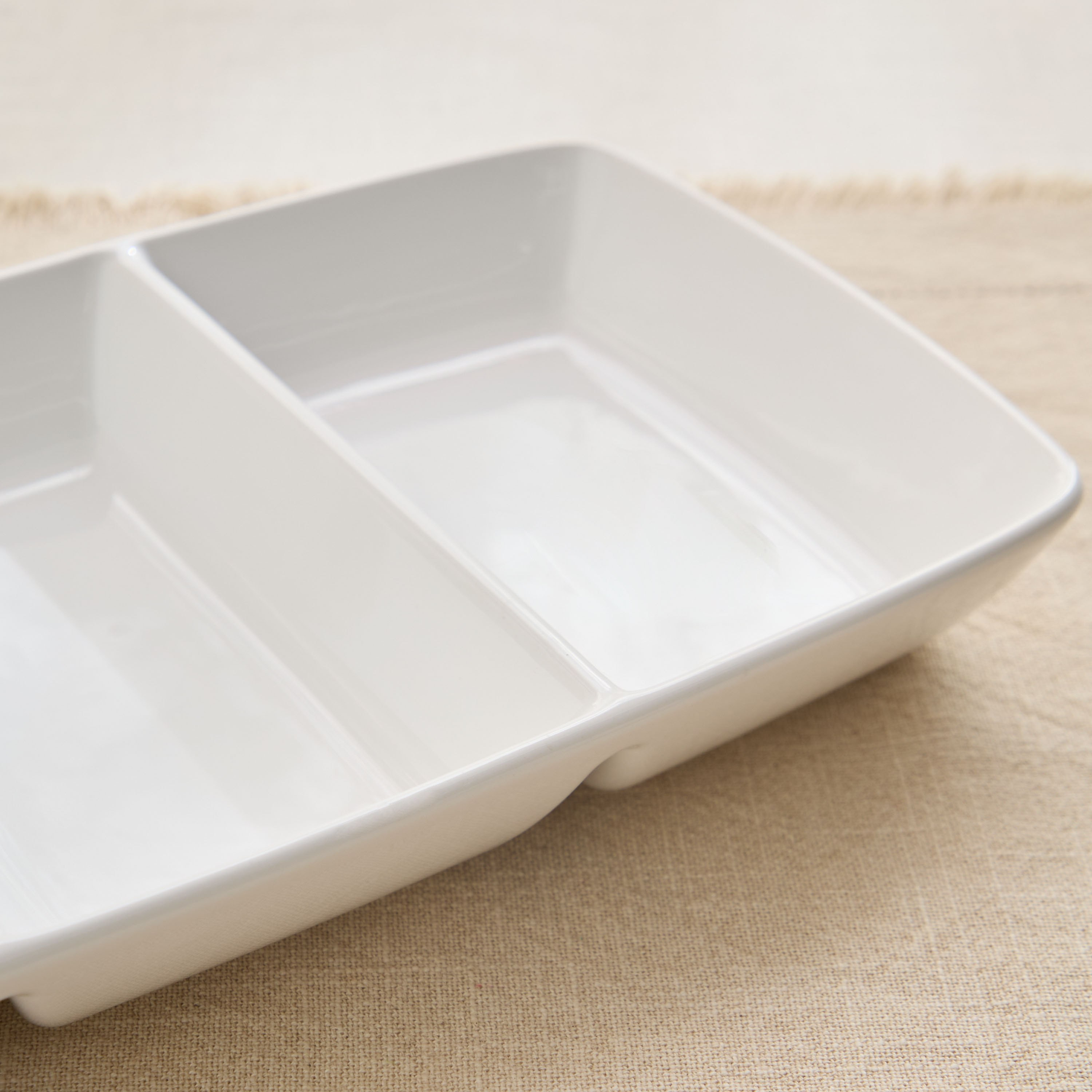 Alba 3-Partition Platter - 38x20x5 cm-hbxdecorandfurnishings-tabletop-serveware-image-3