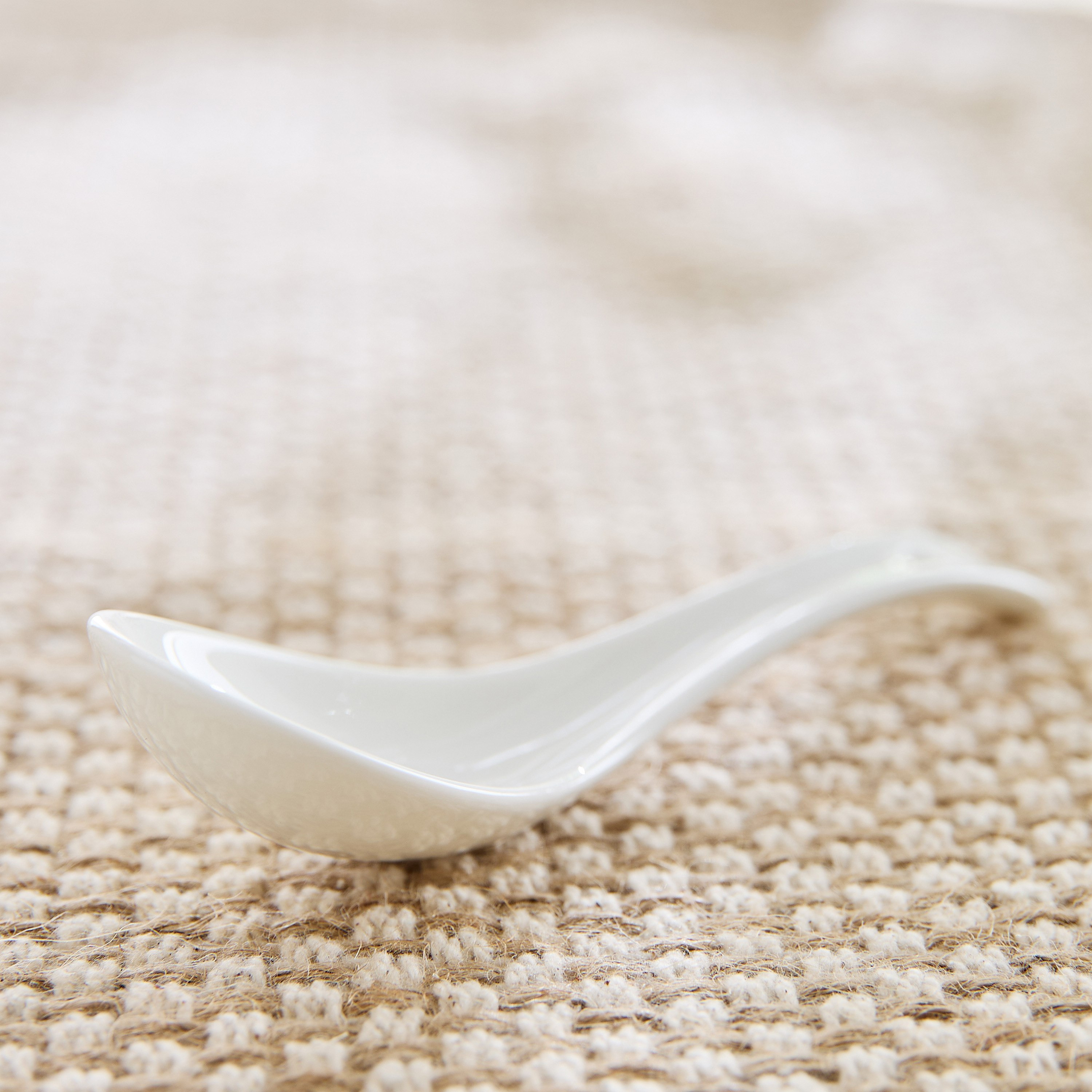 Supreme Soup Spoon - Set of 4-hbxdecorandfurnishings-tabletop-serveware-image-3