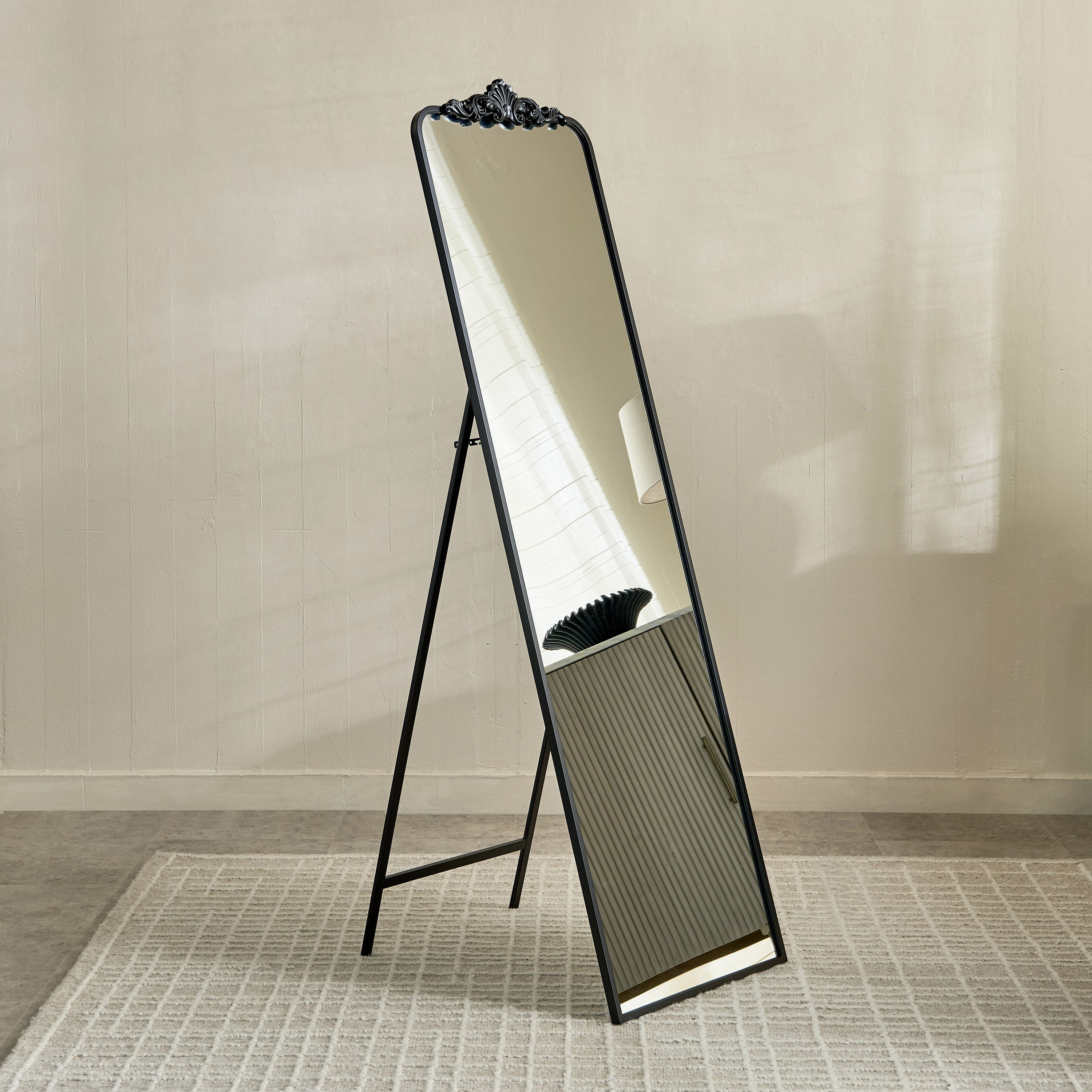 Reda Damiano Metal Frame Floor Mirror with Resin Head and Stand - 49x166 cm-hbxhomeware-hbxdecorandfurnishings-image-1