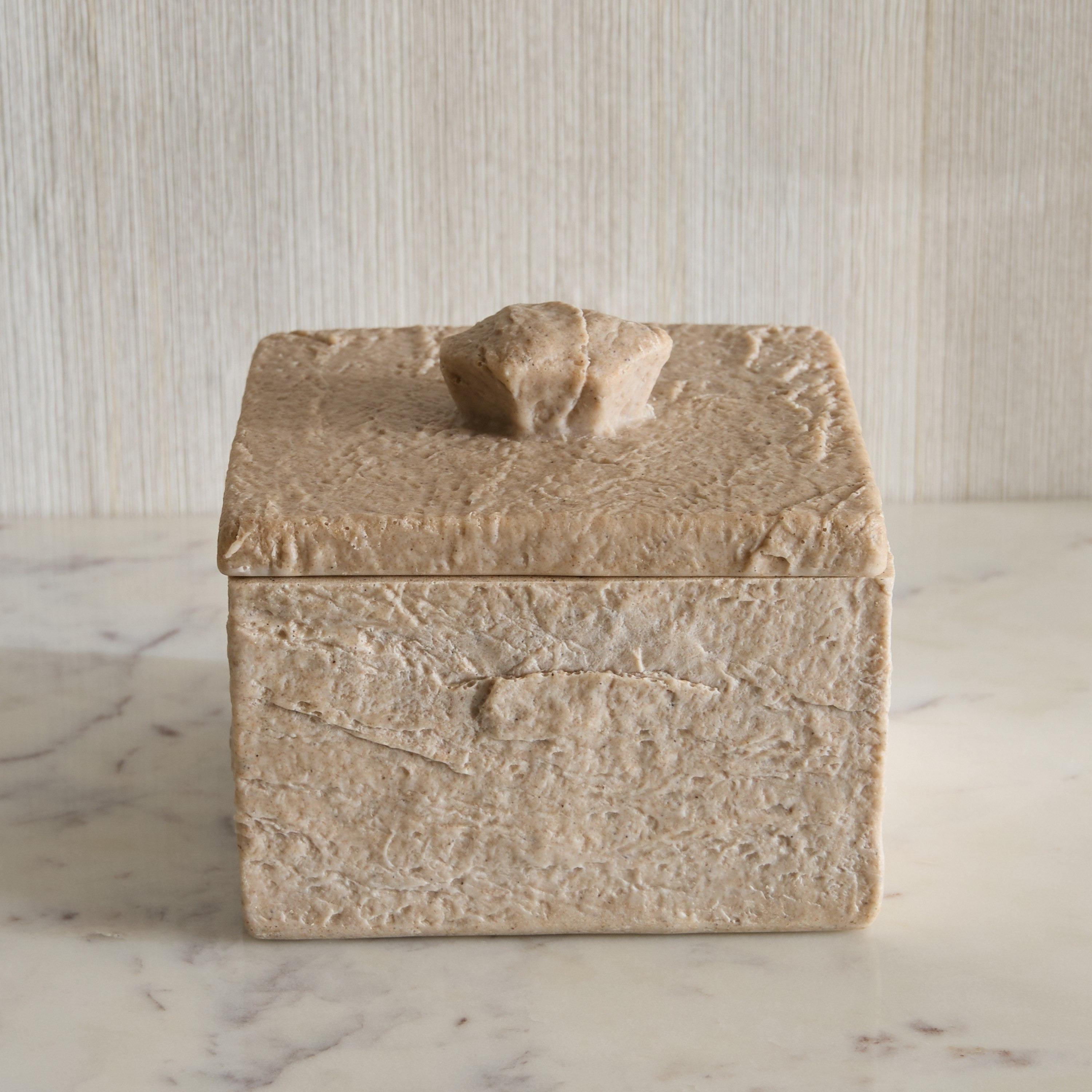 Canto Luxe Travertine Finish Polyresin Decorative Box - 12x12x8 cm-hbxhomeware-homedecor-figurinesandornaments-image-2