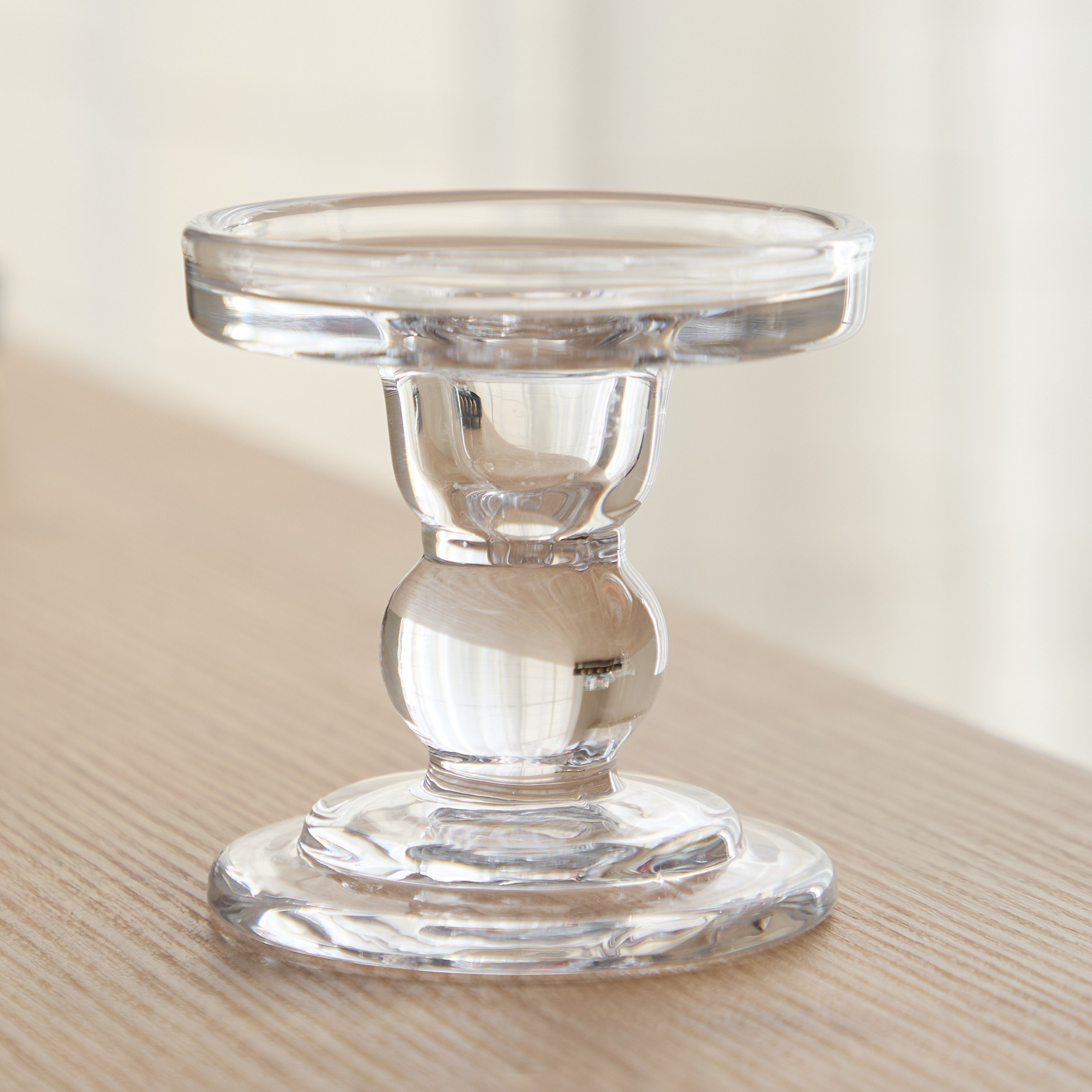 حامل شموع زجاج كريستال ثقيل صغير الحجم من تمارا - 8.5x8.5 سم-hbxlivingroom-decorandaccessories-candleholders-image-1