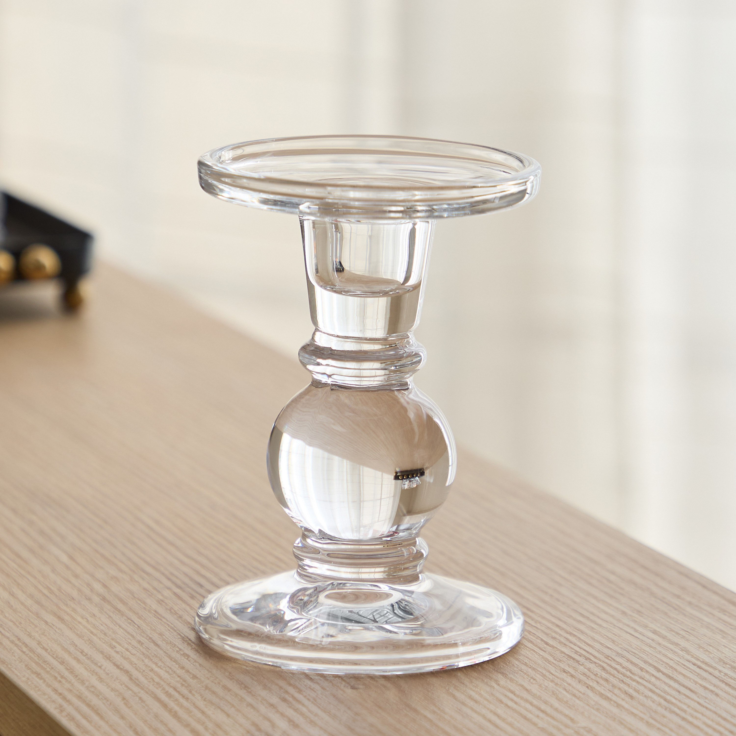 حامل شموع صغير من زجاج ثقيل بلوري شفاف من تمارا - 9x13 سم-hbxlivingroom-decorandaccessories-candleholders-image-2