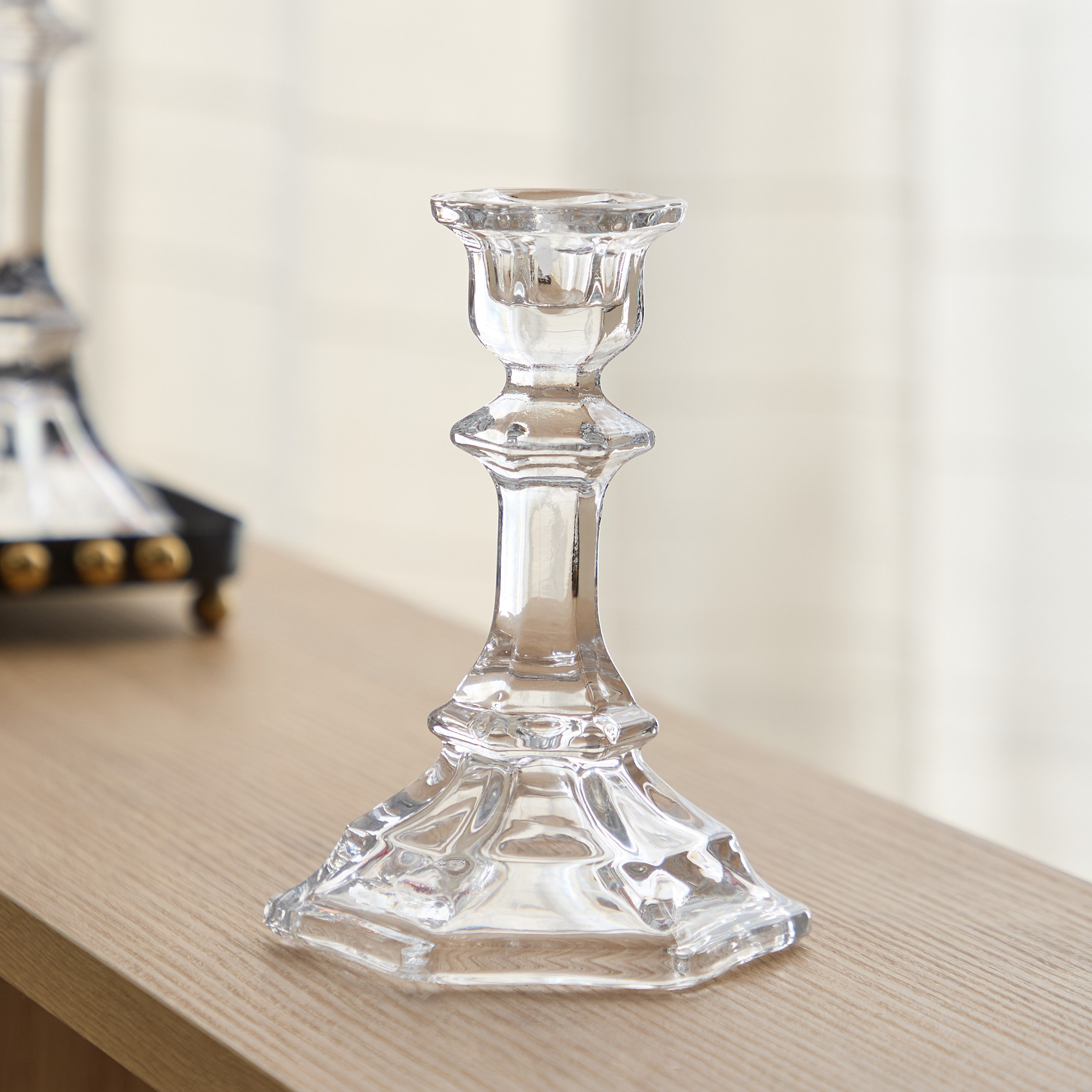 حامل شموع متوسط من زجاج ثقيل بلوري شفاف من تمارا - 11x14.5 سم-hbxlivingroom-decorandaccessories-candleholders-image-2