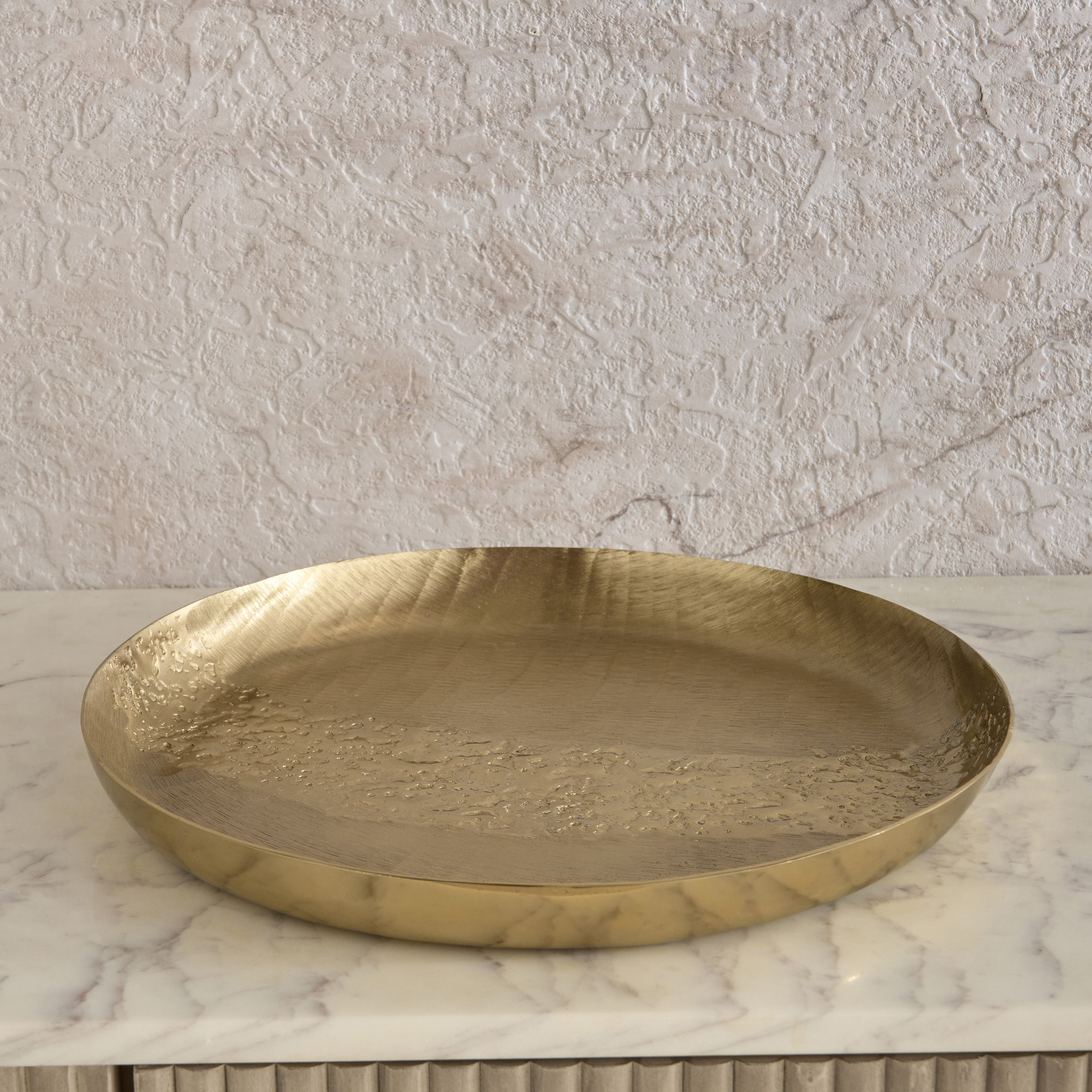 Melrose Litt Aluminium Textured Round Flat Decorative Tray - 34x34x3 cm-hbxhomeware-hbxdecorandfurnishings-image-2