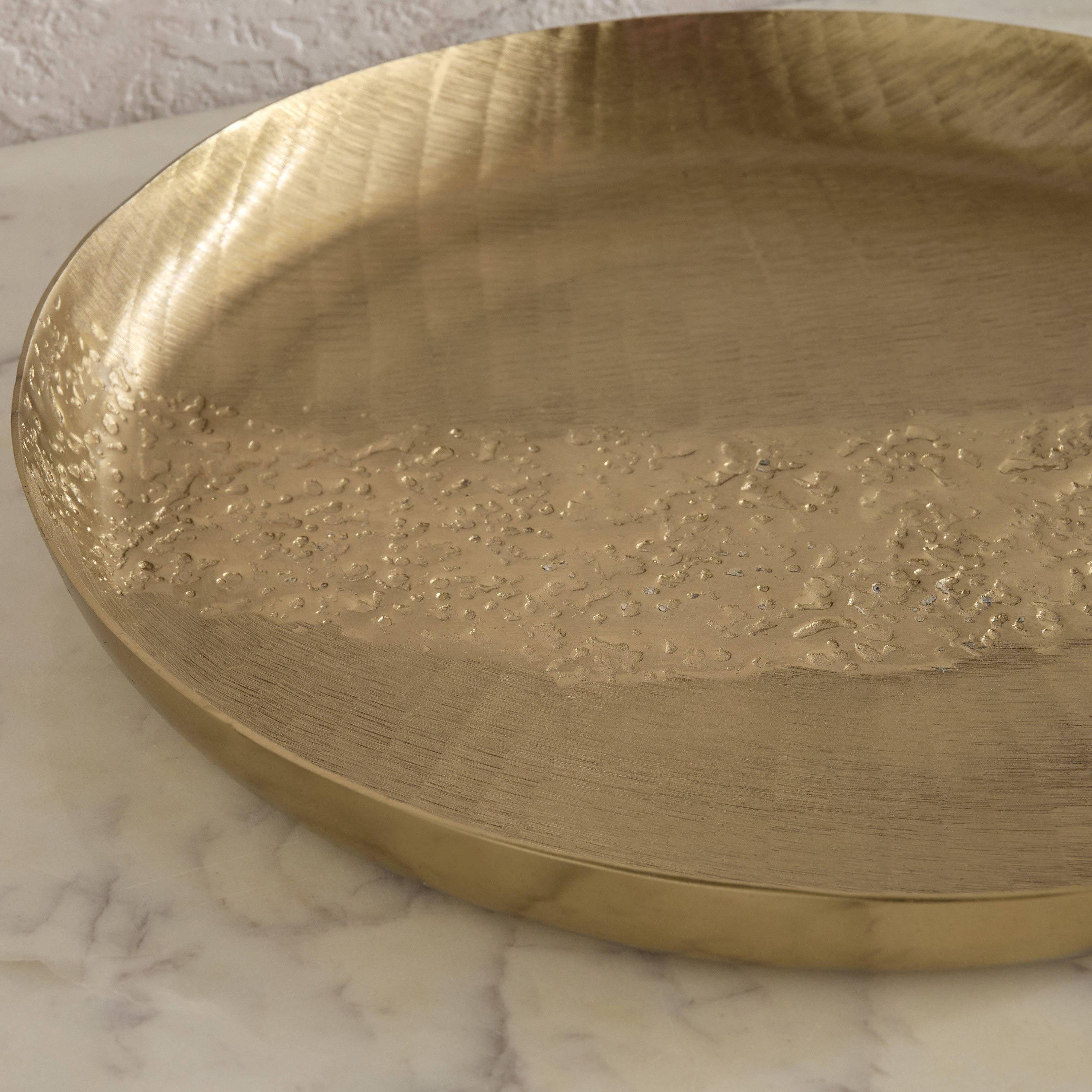Melrose Litt Aluminium Textured Round Flat Decorative Tray - 34x34x3 cm-hbxhomeware-hbxdecorandfurnishings-image-3