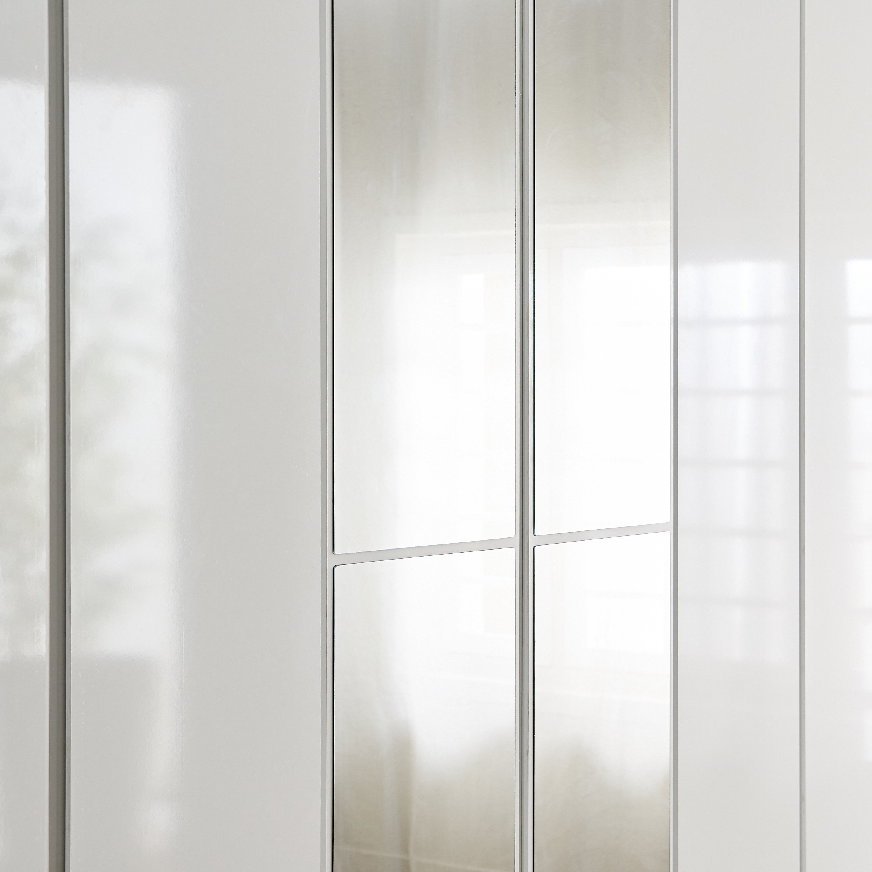 خزانة ملابس لامعة بـ6 أبواب ومرآتين من أرتيسان-hbxfurniture-wardrobes-image-6