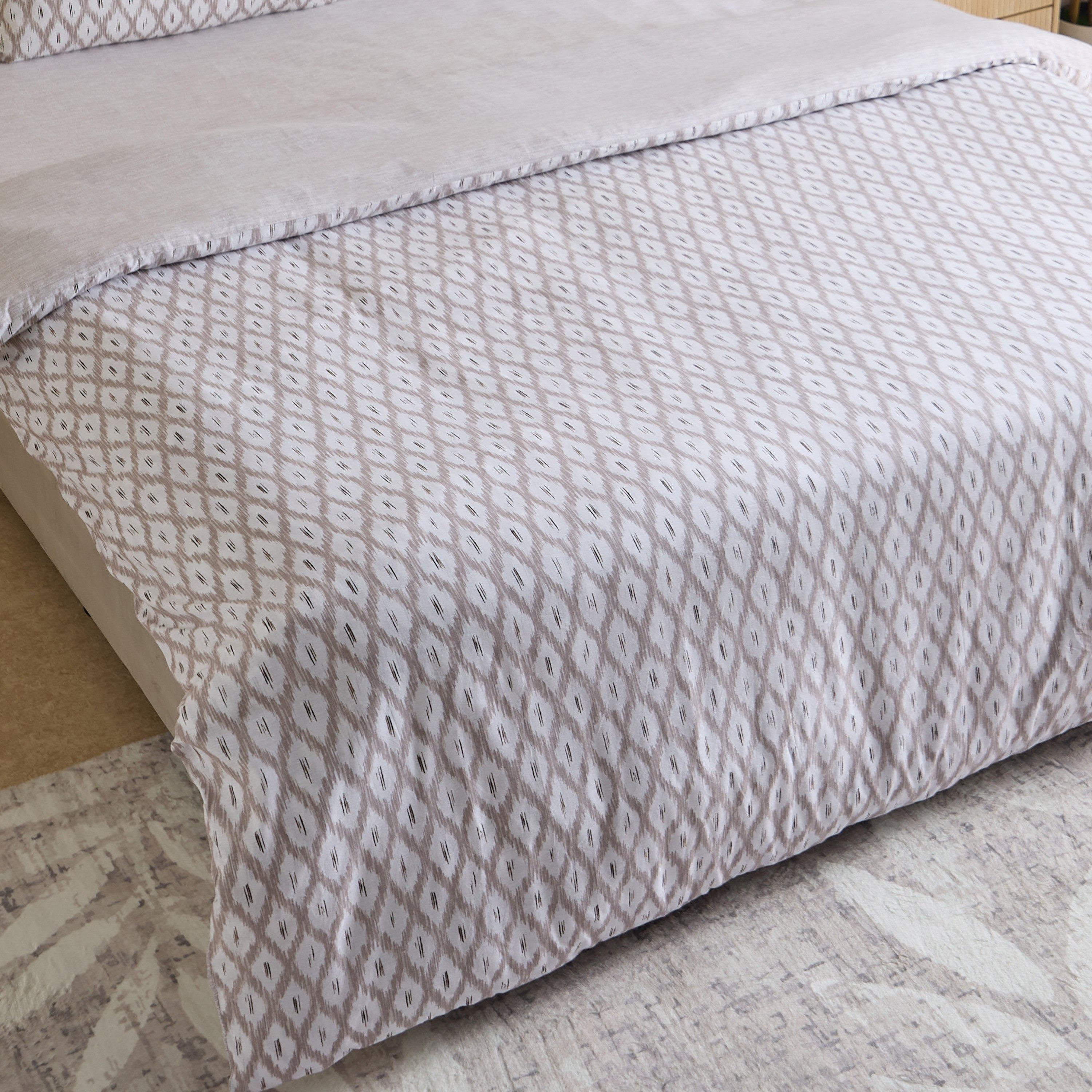 طقم غطاء لحاف مبطن كينج قطن بطبعات 3 قطع زابتا من أورورا - 220x220 سم-hbxhomeware-hbxbedroom-image-3