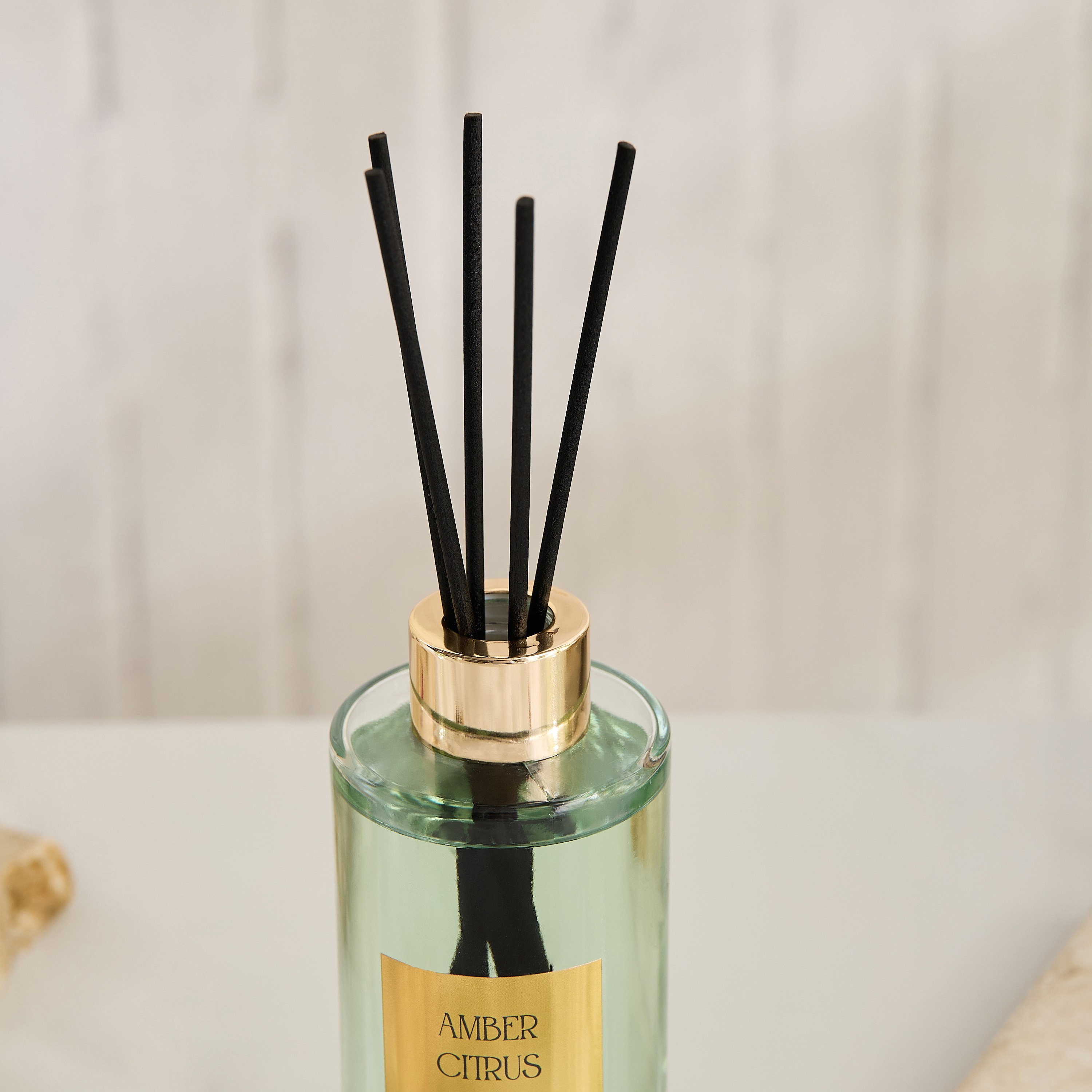 Evode  Amber Citrus Reed Diffuser - 180 ml-hbxhomeware-hbxdecorandfurnishings-image-6