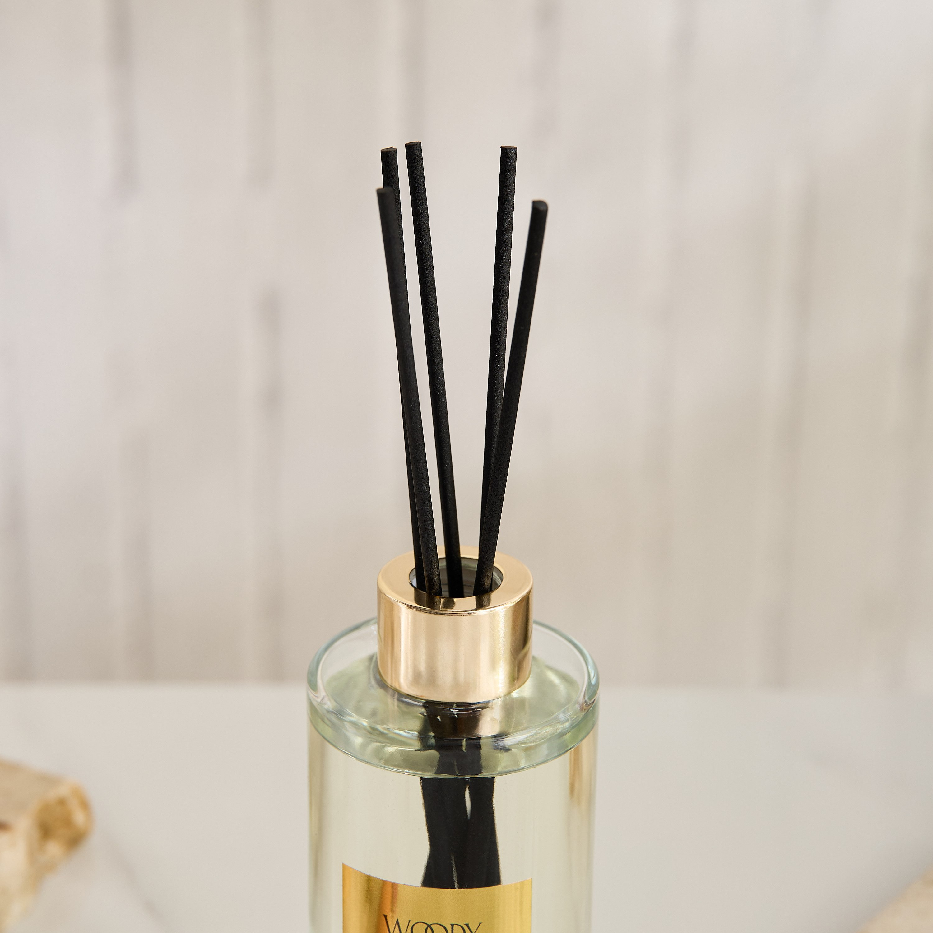 Evode Woody Muguet Rose Reed Diffuser - 180 ml-hbxhomeware-hbxdecorandfurnishings-image-6