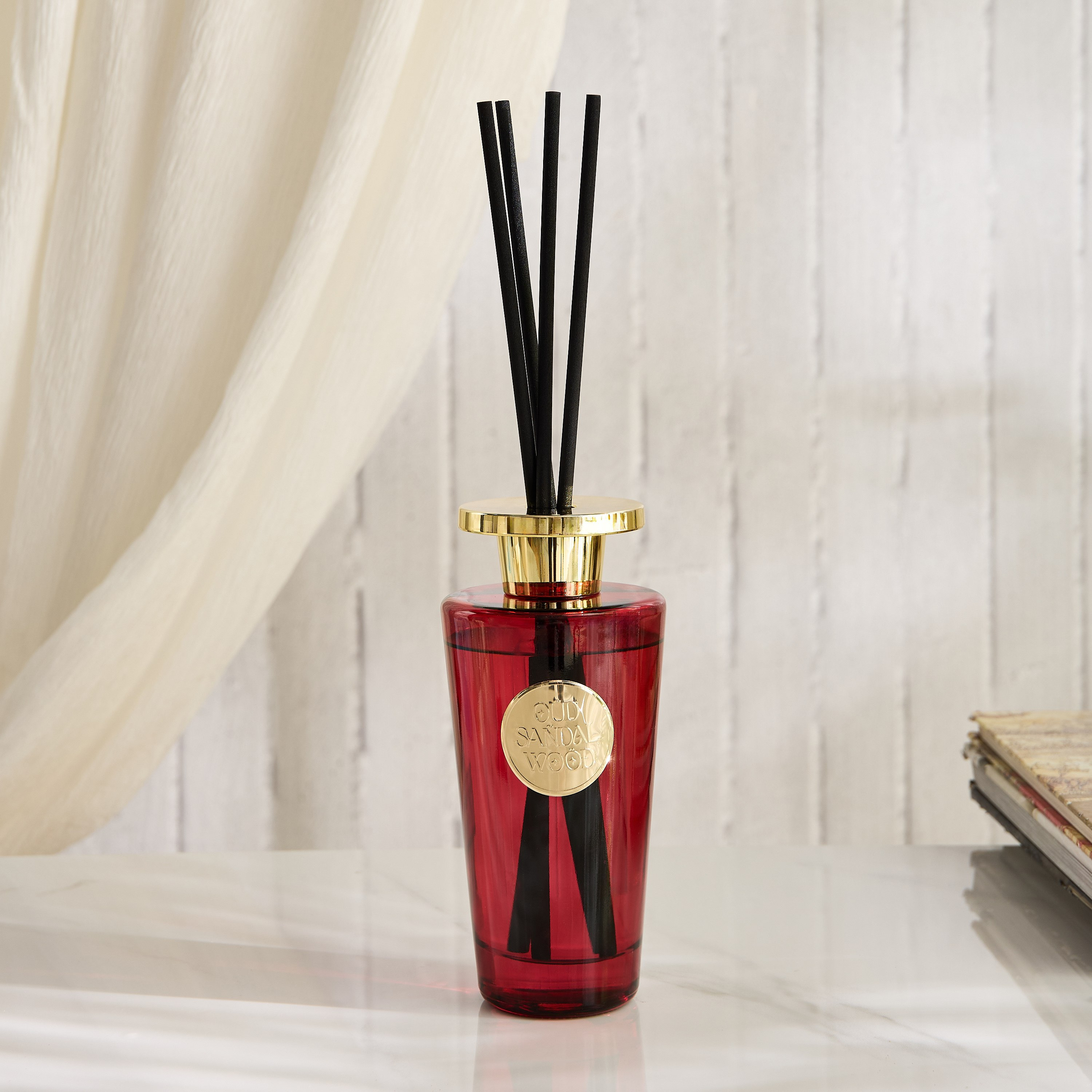 Evode Premium Collection Oud Sandalwood Reed Diffuser - 450 ml-hbxhomeware-hbxdecorandfurnishings-image-6