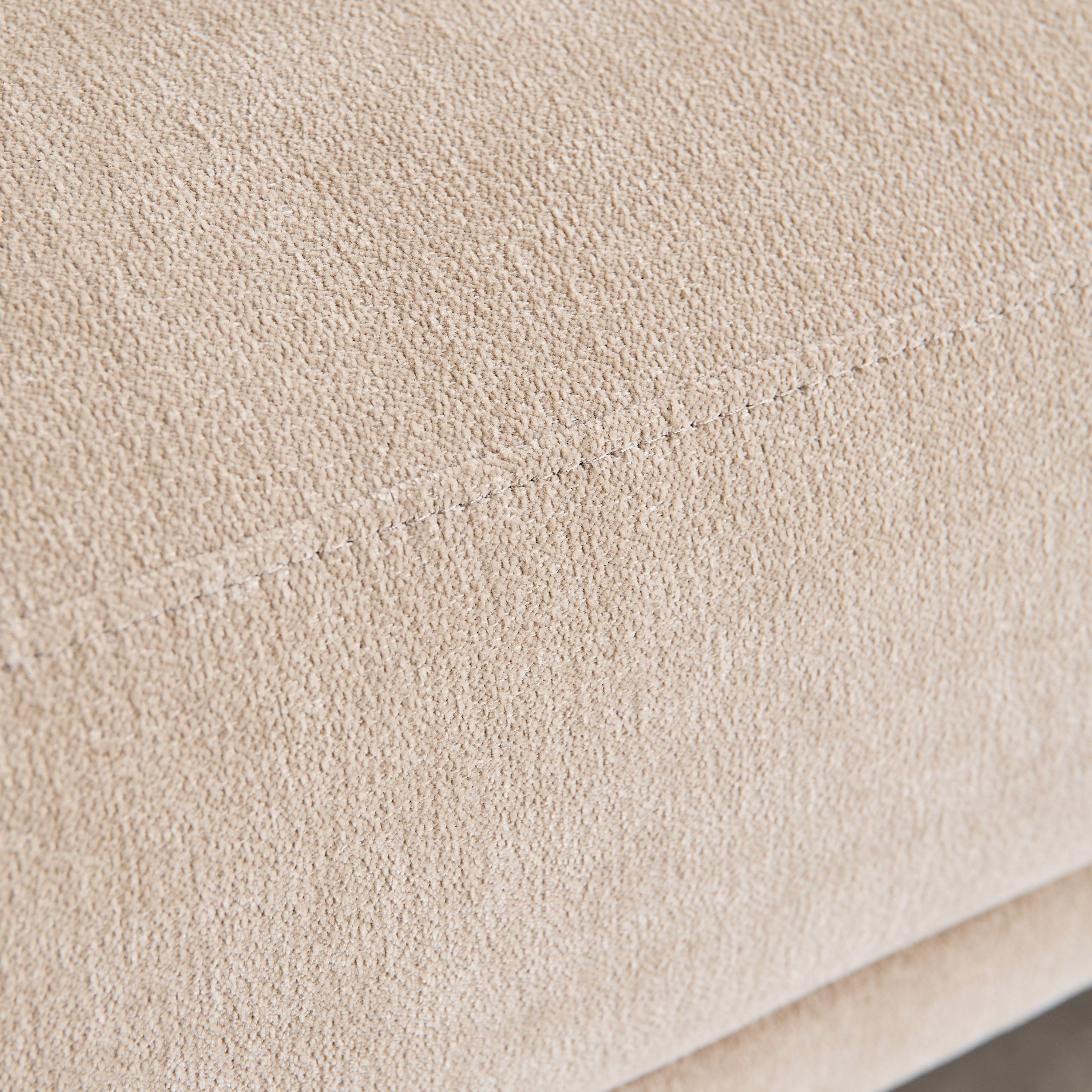 كنبة قماش بـ3 مقاعد من كوينتن-hbxlivingroom-sofasandarmchairs-sofas-image-7