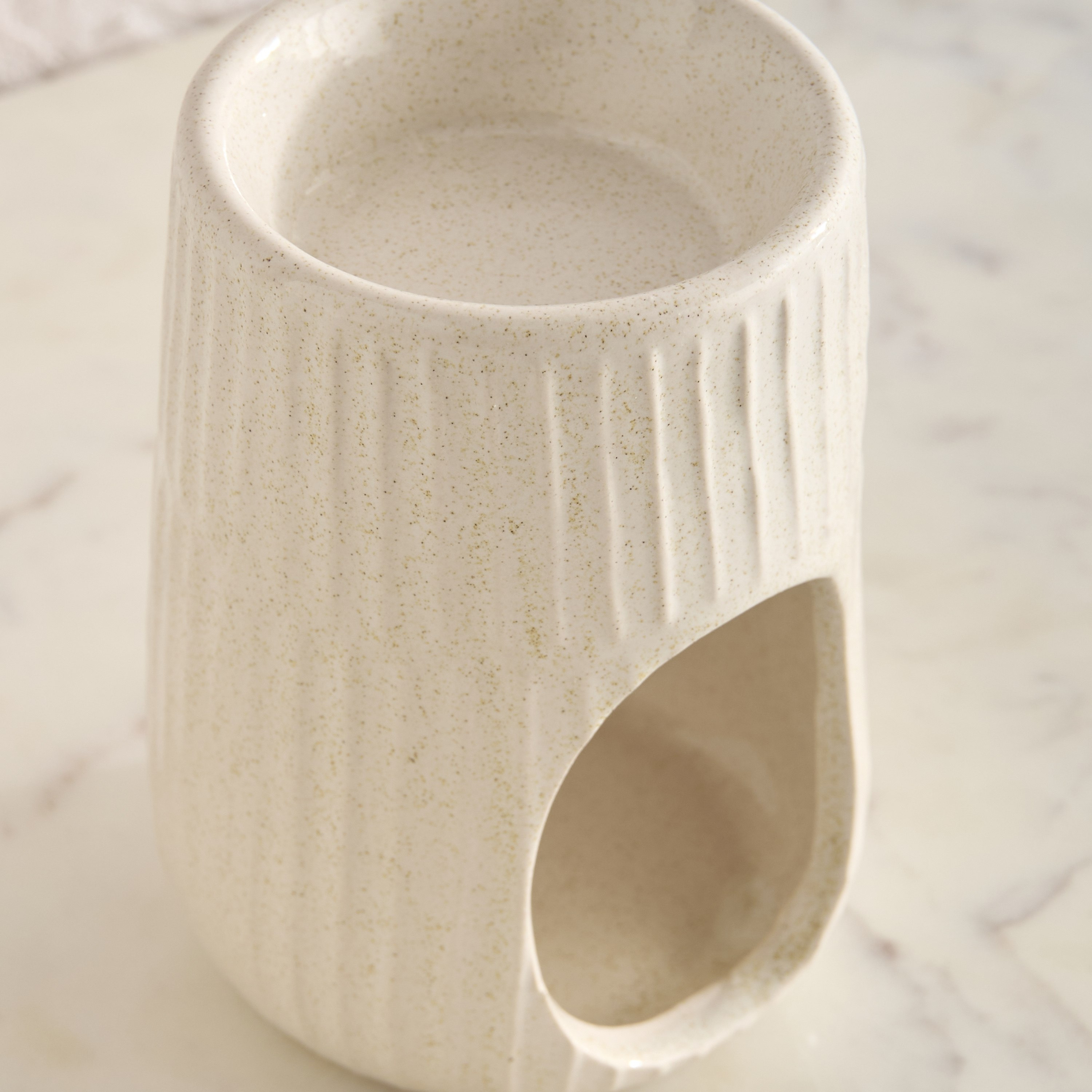 Zest Abiah Ceramic Oil Burner - 8.5x8.5x12 cm-PROMO_HB_AE_B1G1_250925-image-3