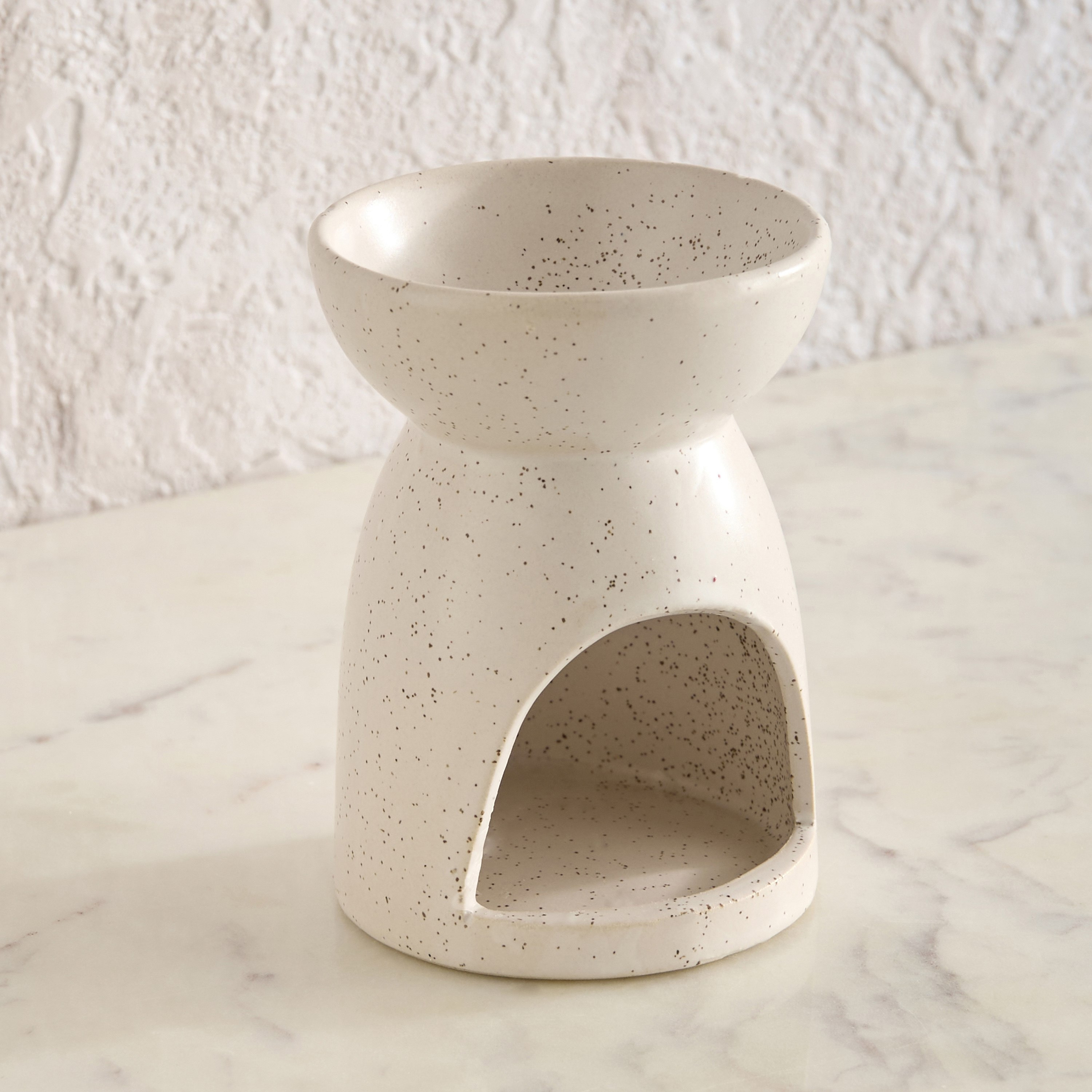 Zest Abiah Ceramic Oil Burner - 8x8x11 cm-hbxhomeware-hbxlivingroom-image-2