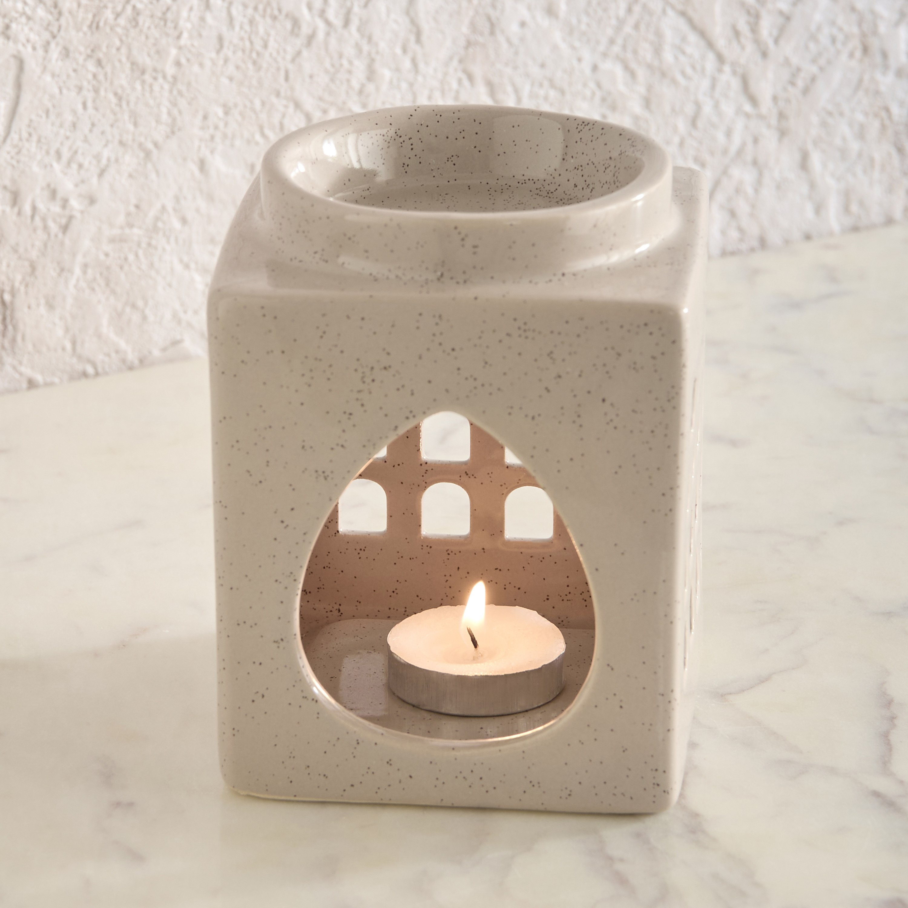 Zest Abiah Ceramic Oil Burner - 8.7x8.7x11.5 cm-PROMO_HB_AE_B1G1_250925-image-1