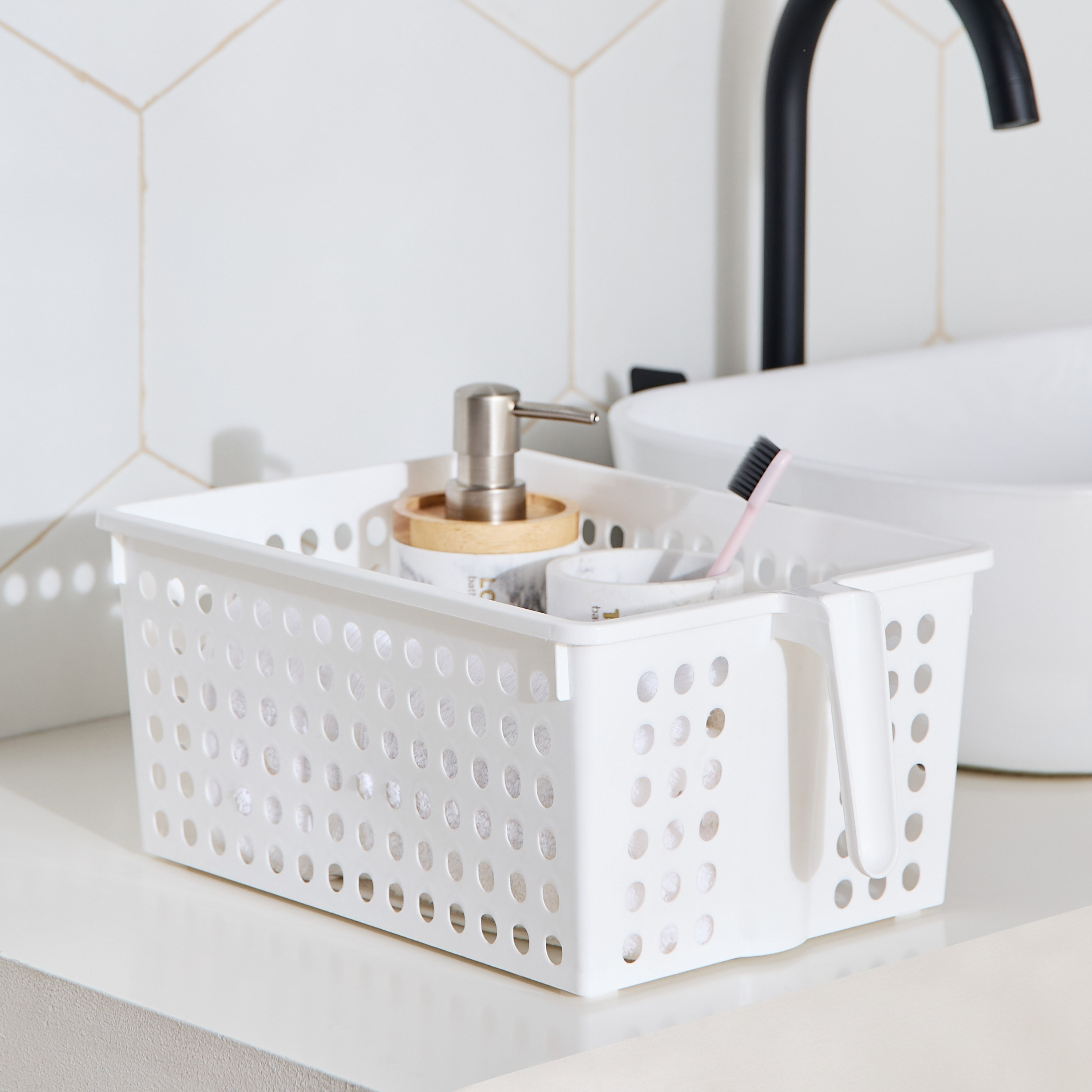 سلة بمقبض من كيفن-hbxbedroom-bedroomaccessories-bedroomstorage-image-1