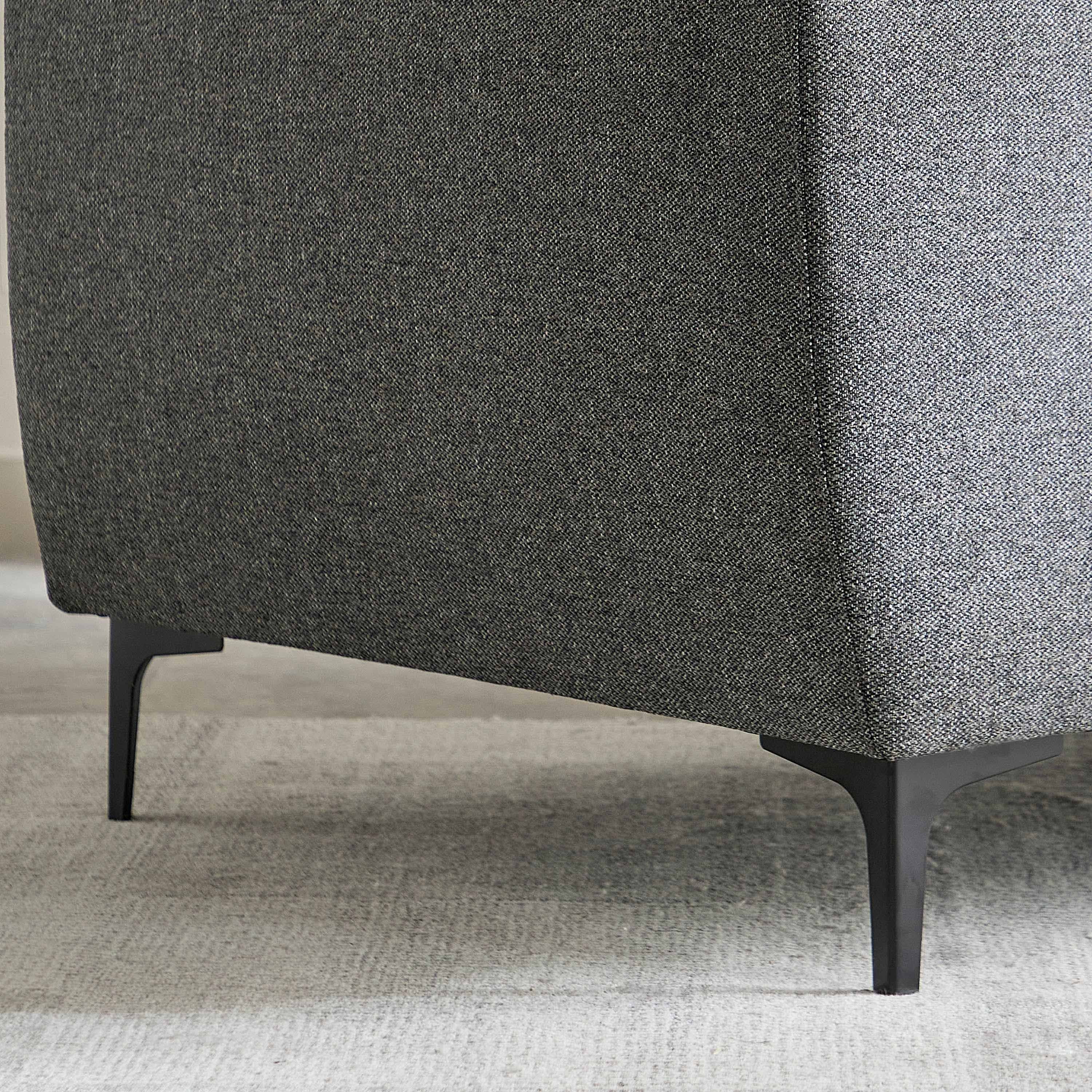كنبة قماش بمقعدين أن أكس تي من ممفيس-hbxlivingroom-sofasandarmchairs-sofas-image-6