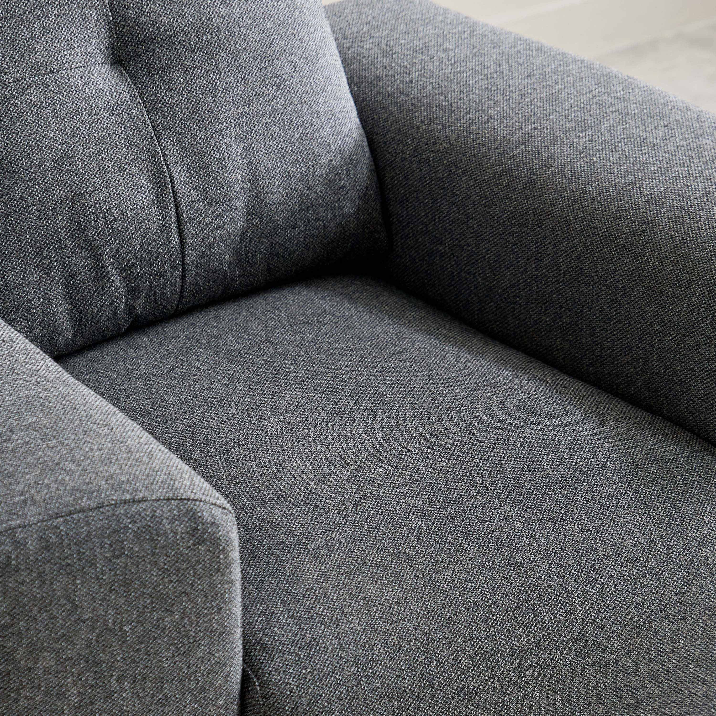 كرسي قماش بمساند ذراعين أن أكس تي من ممفيس-hbxlivingroom-sofasandarmchairs-sofas-image-5