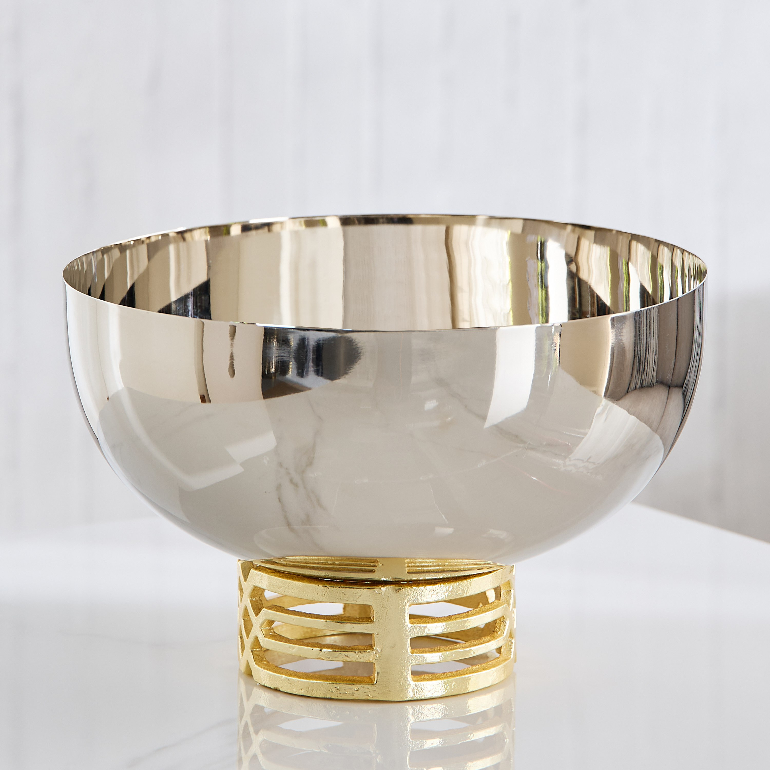 وعاء ديكور ستانلس ستيل من أنيق - 25x25x4 سم-hbxdecorandfurnishings-homeaccessories-bowls-image-1